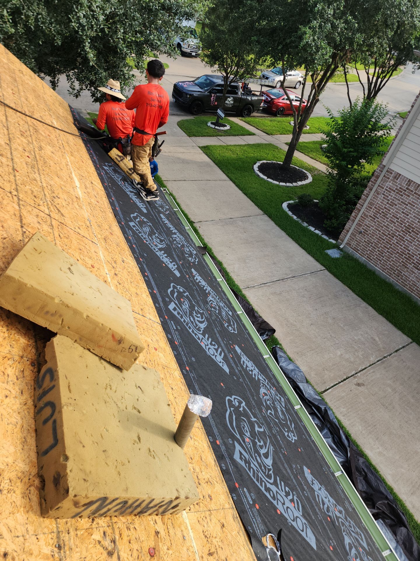 Residential Roofing Installation using Owen's Corning Duration (Lifetime) Shingles by Roof Repair Company