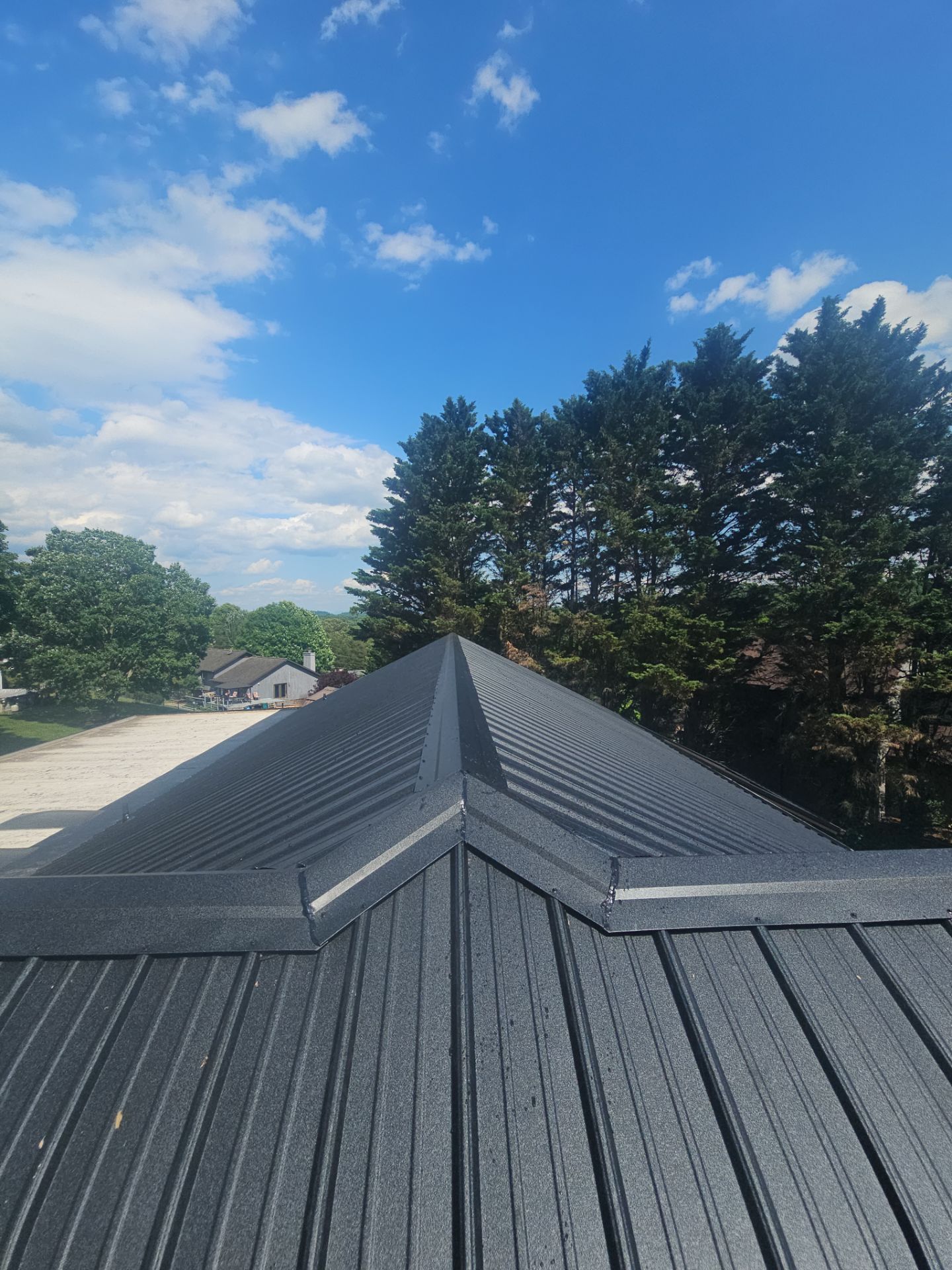 Miles Residence by Omnia Roofing