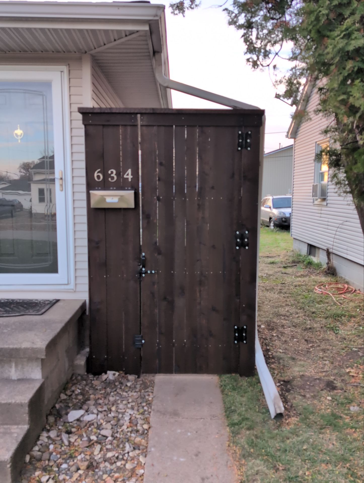 Project in Waterloo by Perfect Picket Fence and Stain