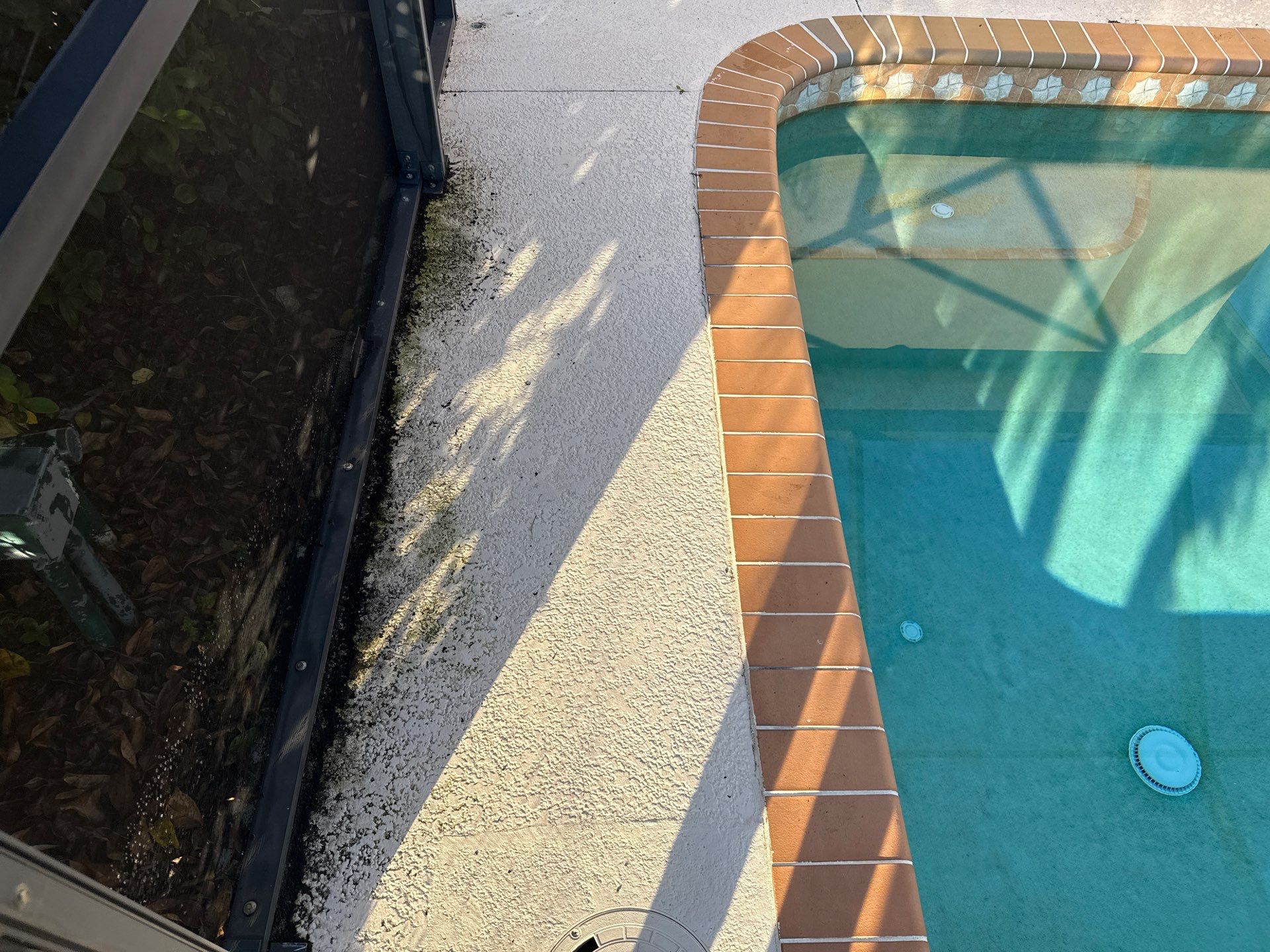 Driveway, Pool Deck & Lanai Cleaning – Heritage Harbour Golf Club, Bradenton, FL by Sunshine AquaWash