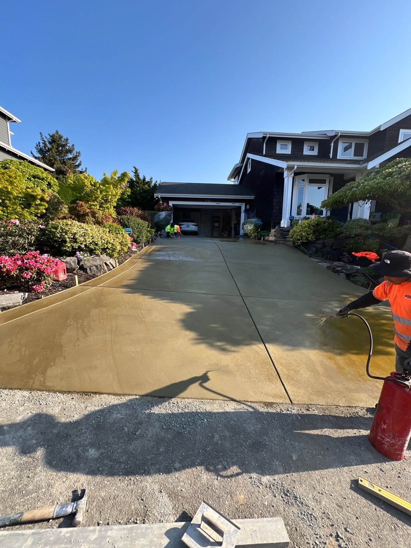 Concrete Driveway Repair | Mukilteo  by Jireh Asphalt & Concrete Inc 