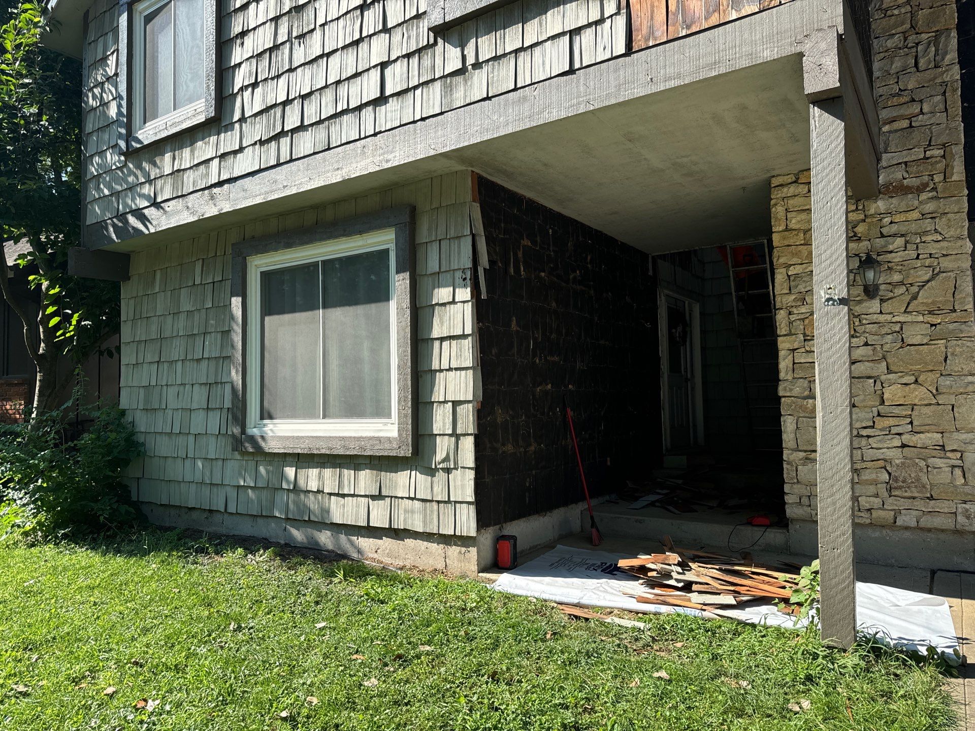 BYE BYE Wood Shakes by EEC Windows, Siding & Roofing