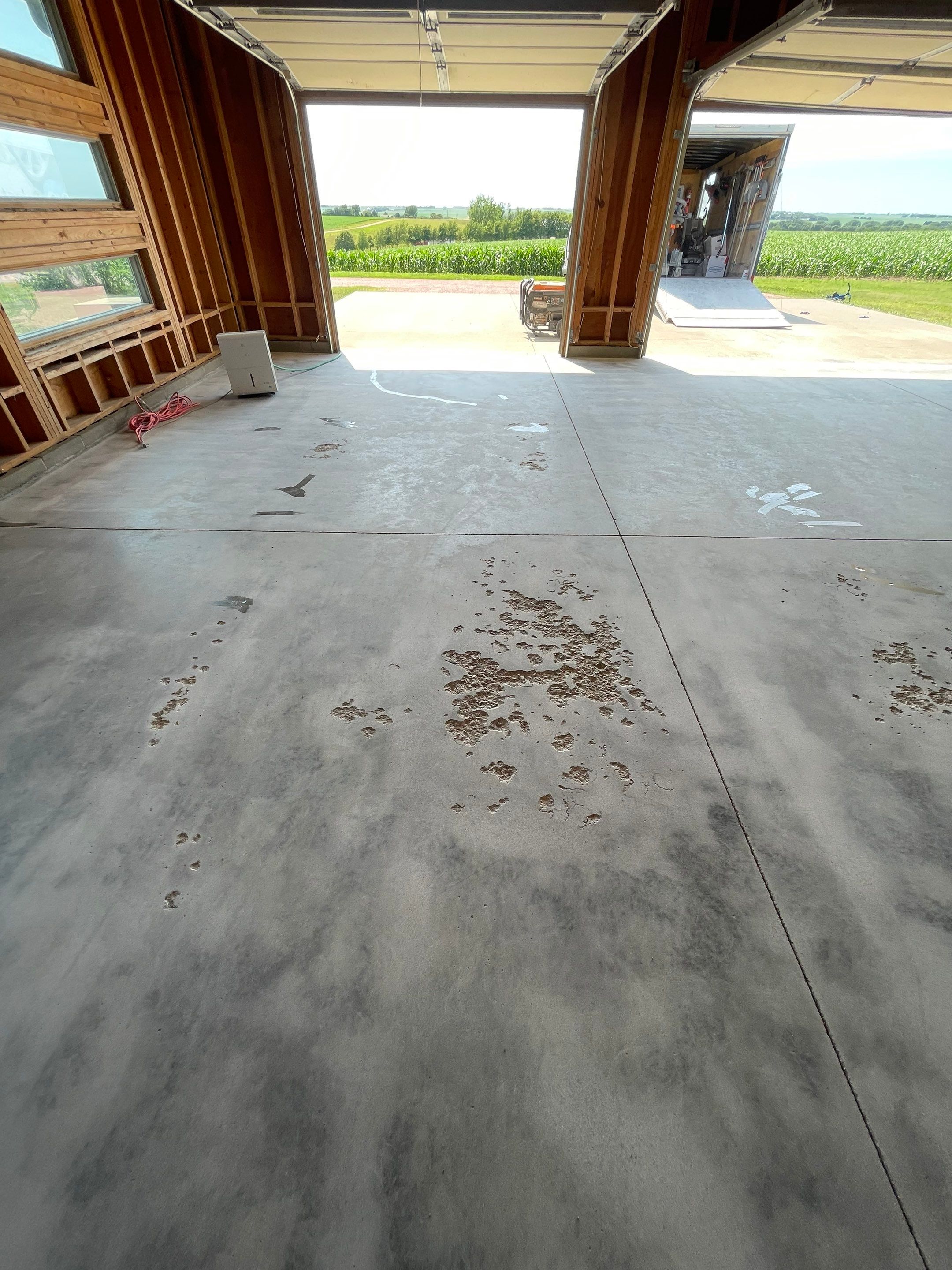 Cabin Fever Coating for Detached Garage in Dell Rapids by Select Painting, Coatings & Garage Cabinets