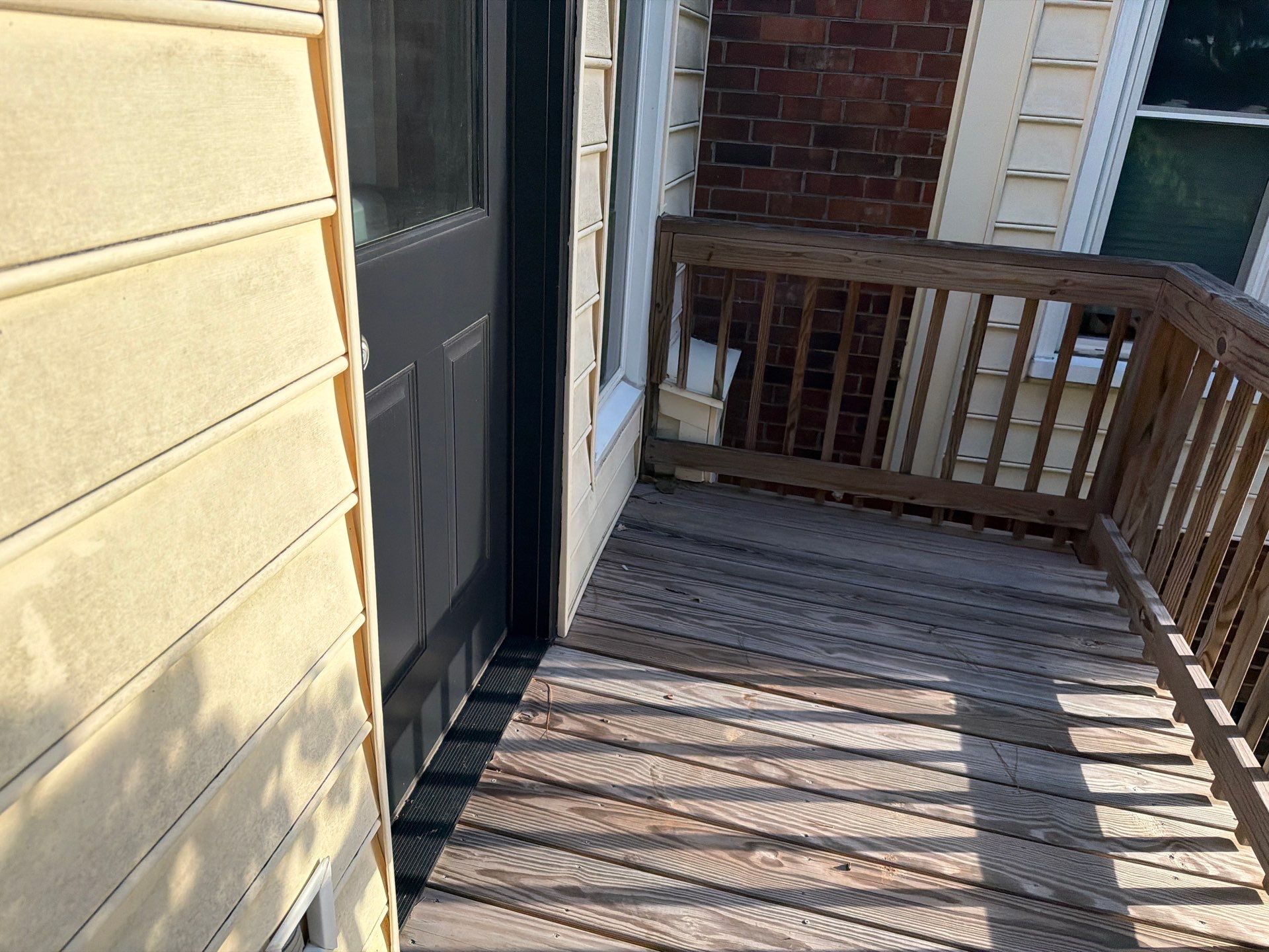 Deck using Wood Sealant by DuraSeal