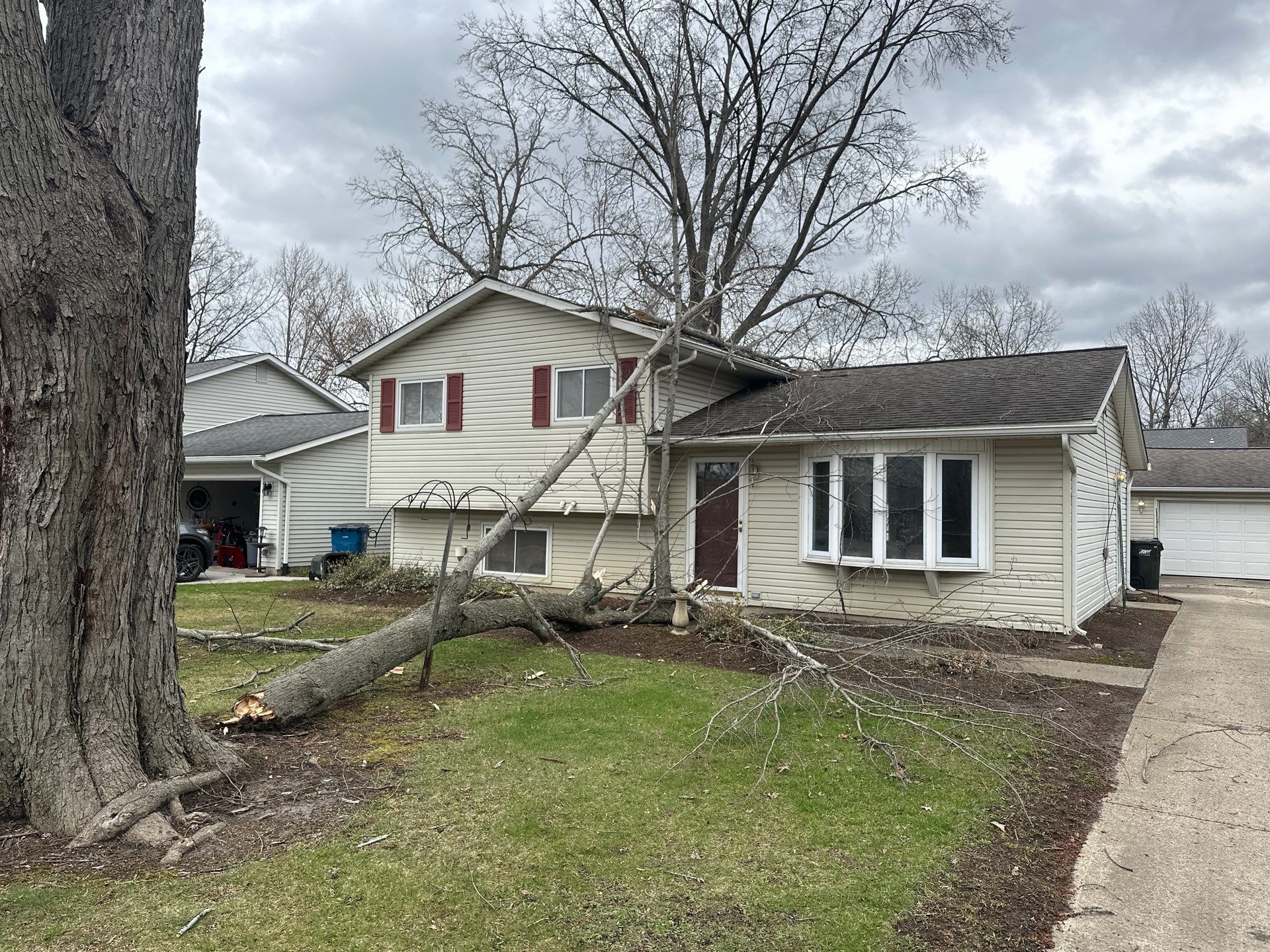 Roofing and Siding Replacement by Homestyle in Sheffield Lake by Homestyle Home Improvements (HHI)