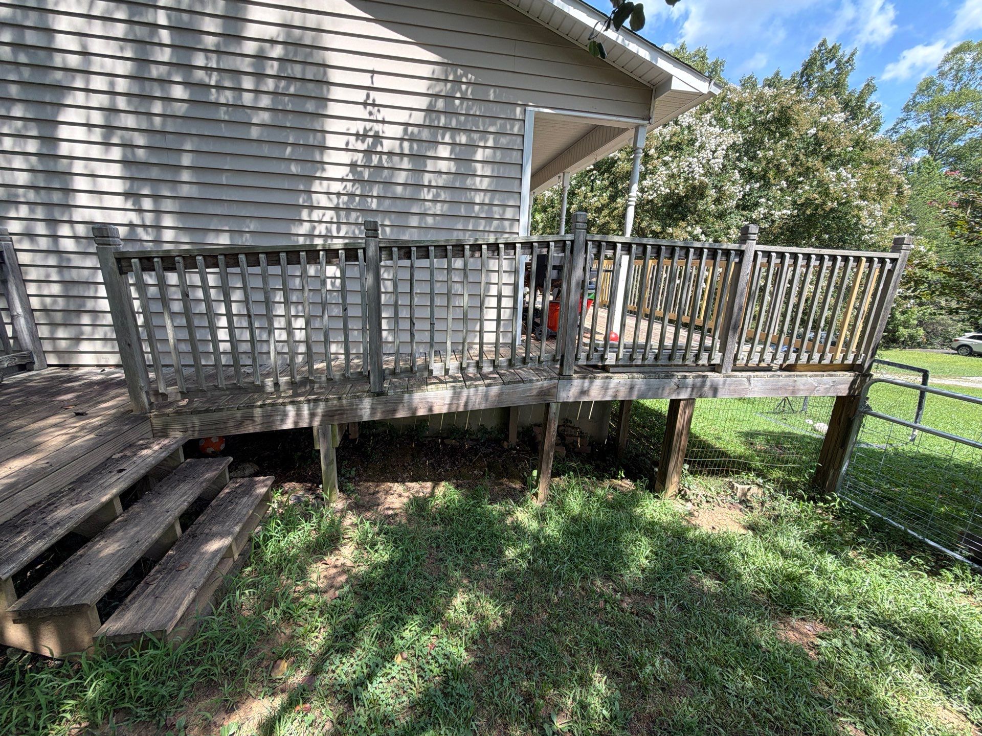 Deck using Wood Sealant by DuraSeal