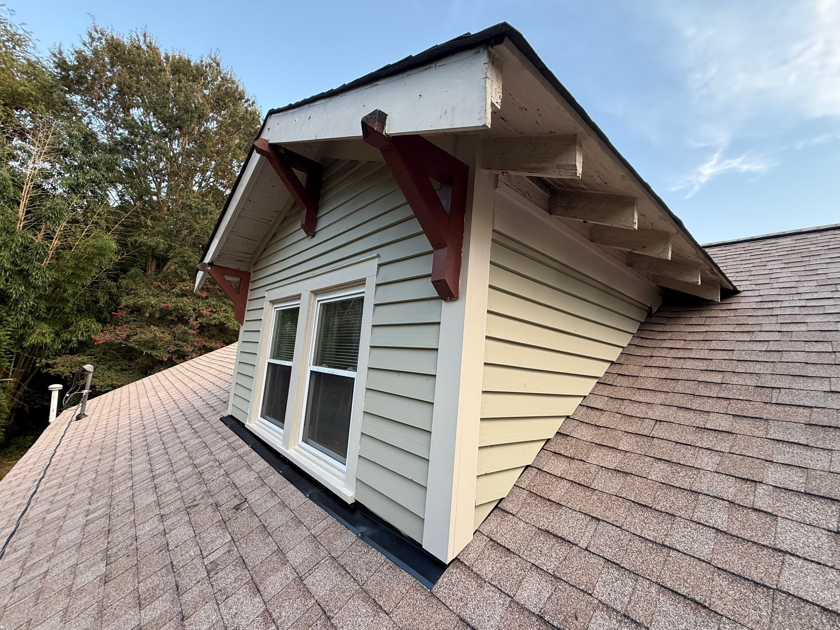 Project in Smithfield - Certainteed Landmark Mojave Tan by Pro Performance Roofing