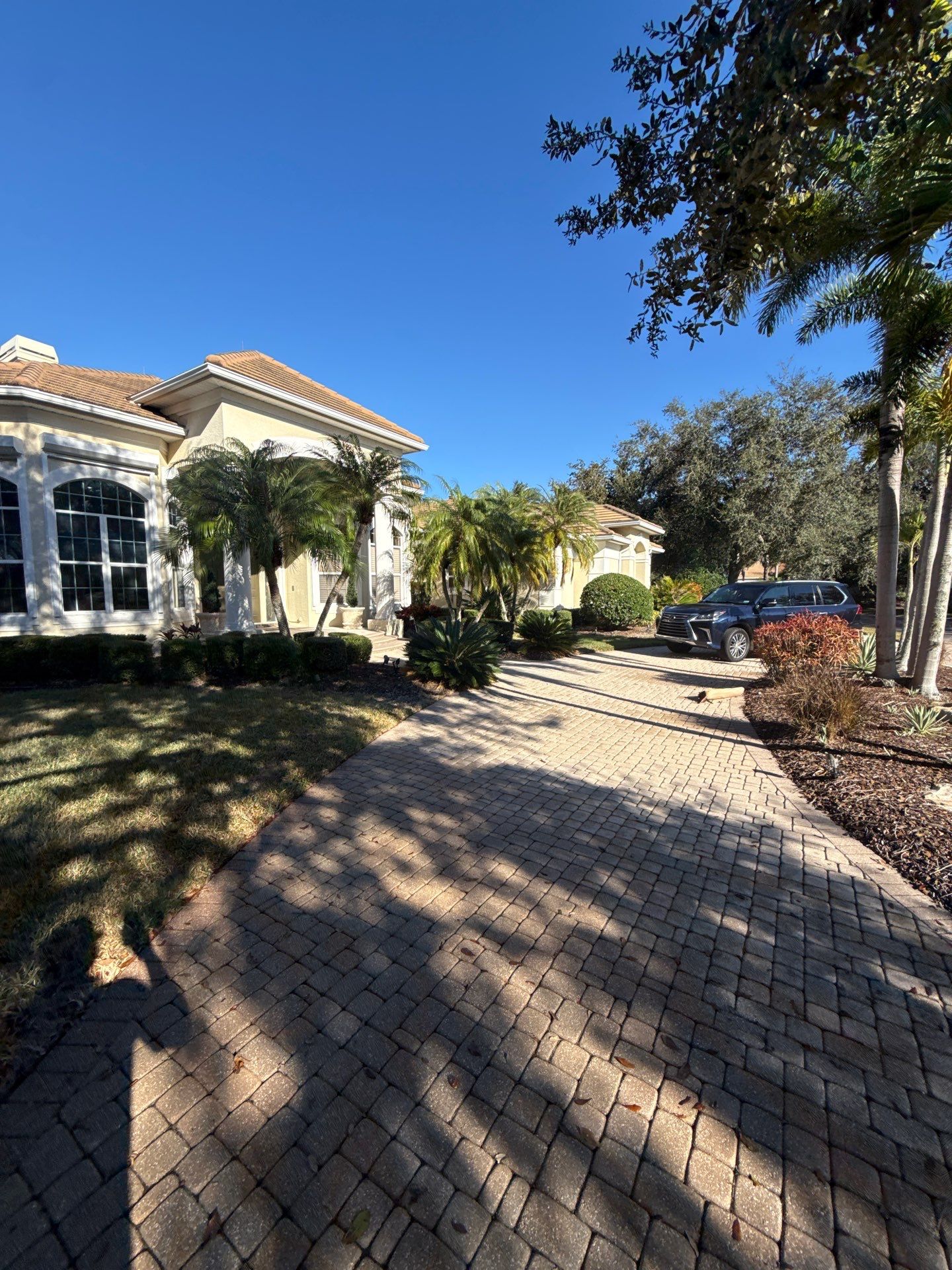 Clean Gutters Entire House and reseal corners in Sarasota FL by Gutter Professors