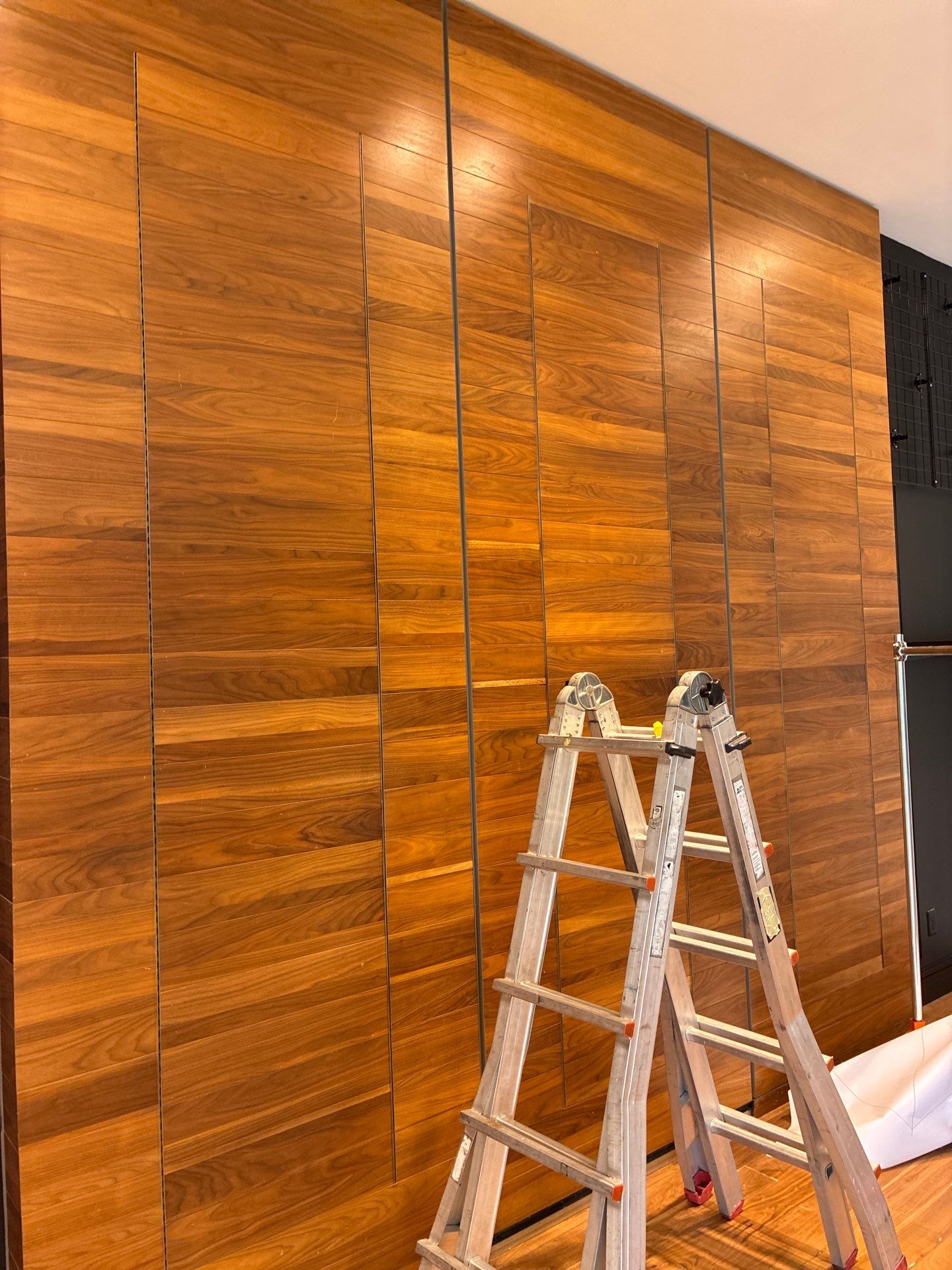 KÜHL Retail Interior Installation and Custom Wood Wall Branding by Hayes Design co