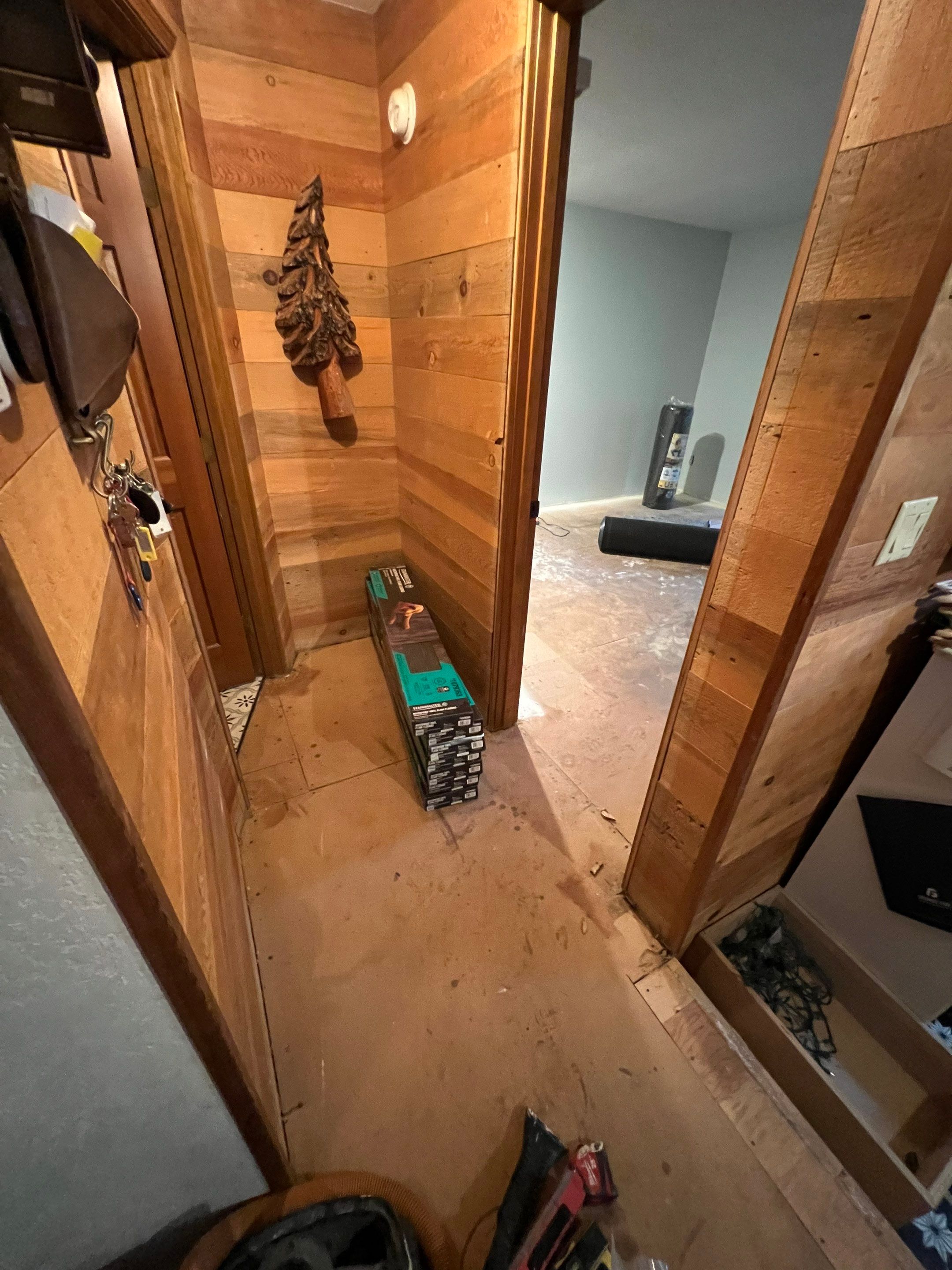 Flooring Installation by Handyman State LLC