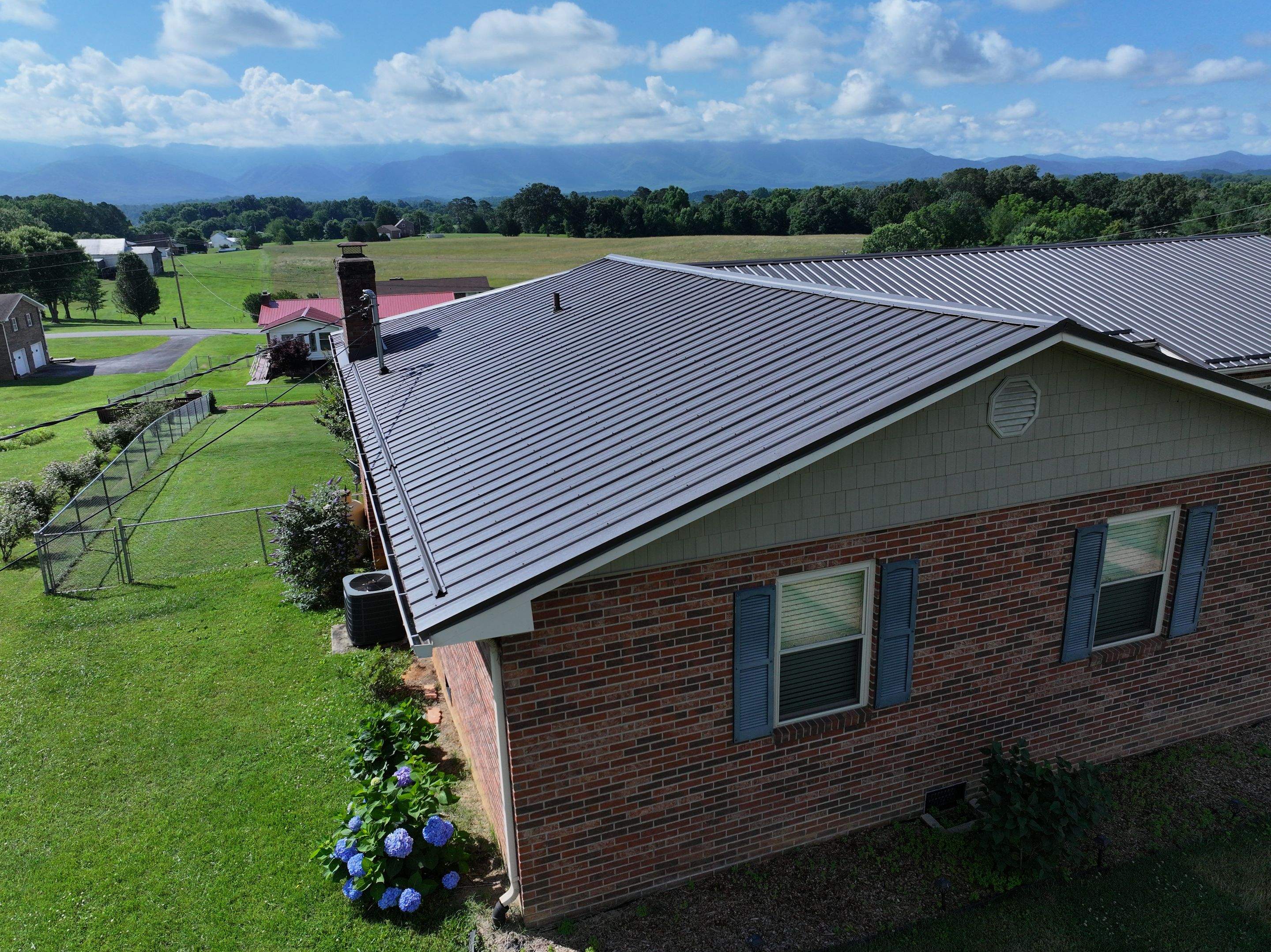 Maximoff Residence by Omnia Roofing