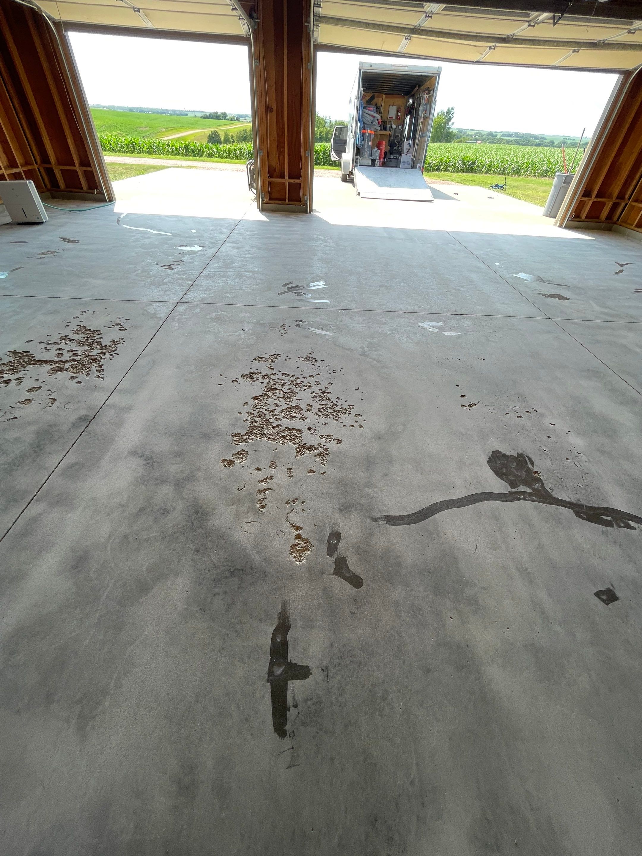 Cabin Fever Coating for Detached Garage in Dell Rapids by Select Painting, Coatings & Garage Cabinets