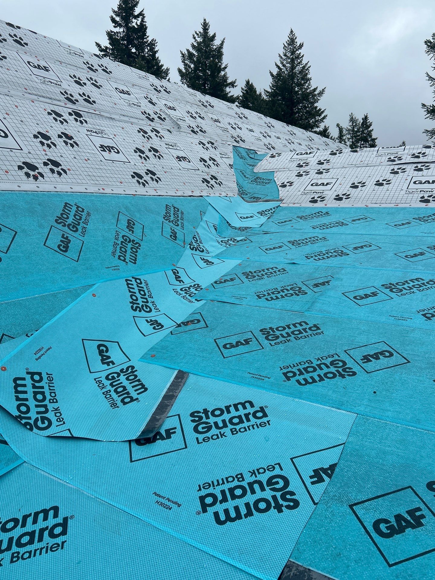 UHDZ Whitefish Hills - Weathered Wood by Montana Roofing Solutions