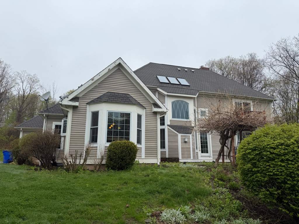 DiGIorgi installs a brand new roof in New Hartford by DiGiorgi Roofing and Siding Inc