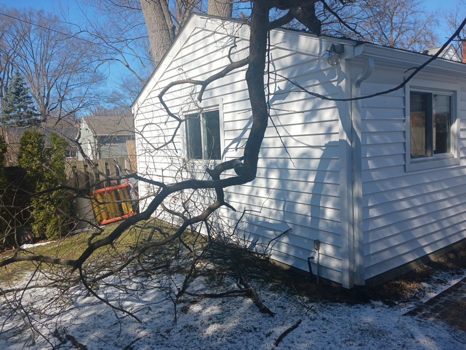 Siding Replacement using CertainTeed Restoration Classic D5 by 180 Contractors