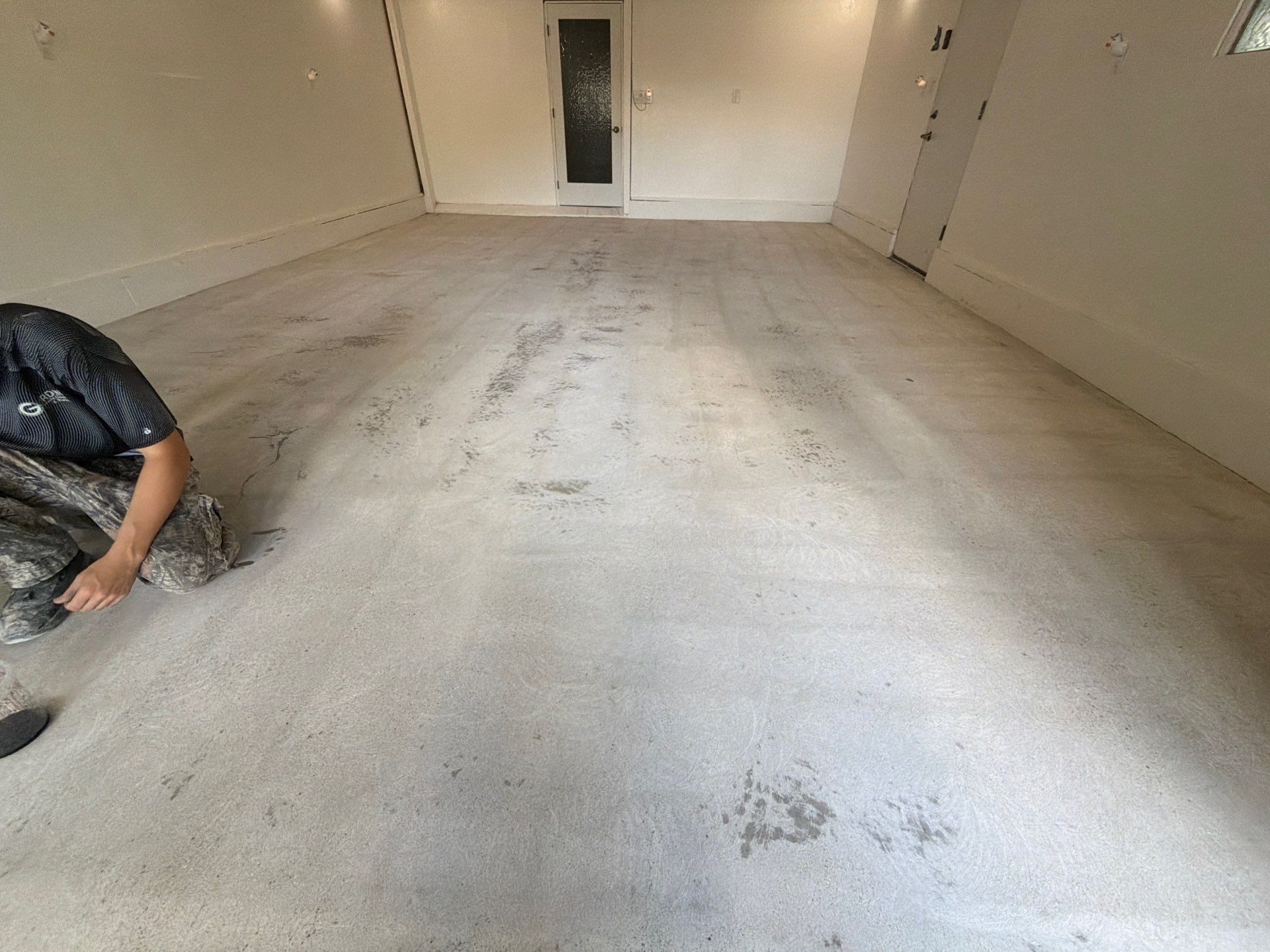 Custom Epoxy Flake Garage Floor Installation in Muskegon by Gordon Painting