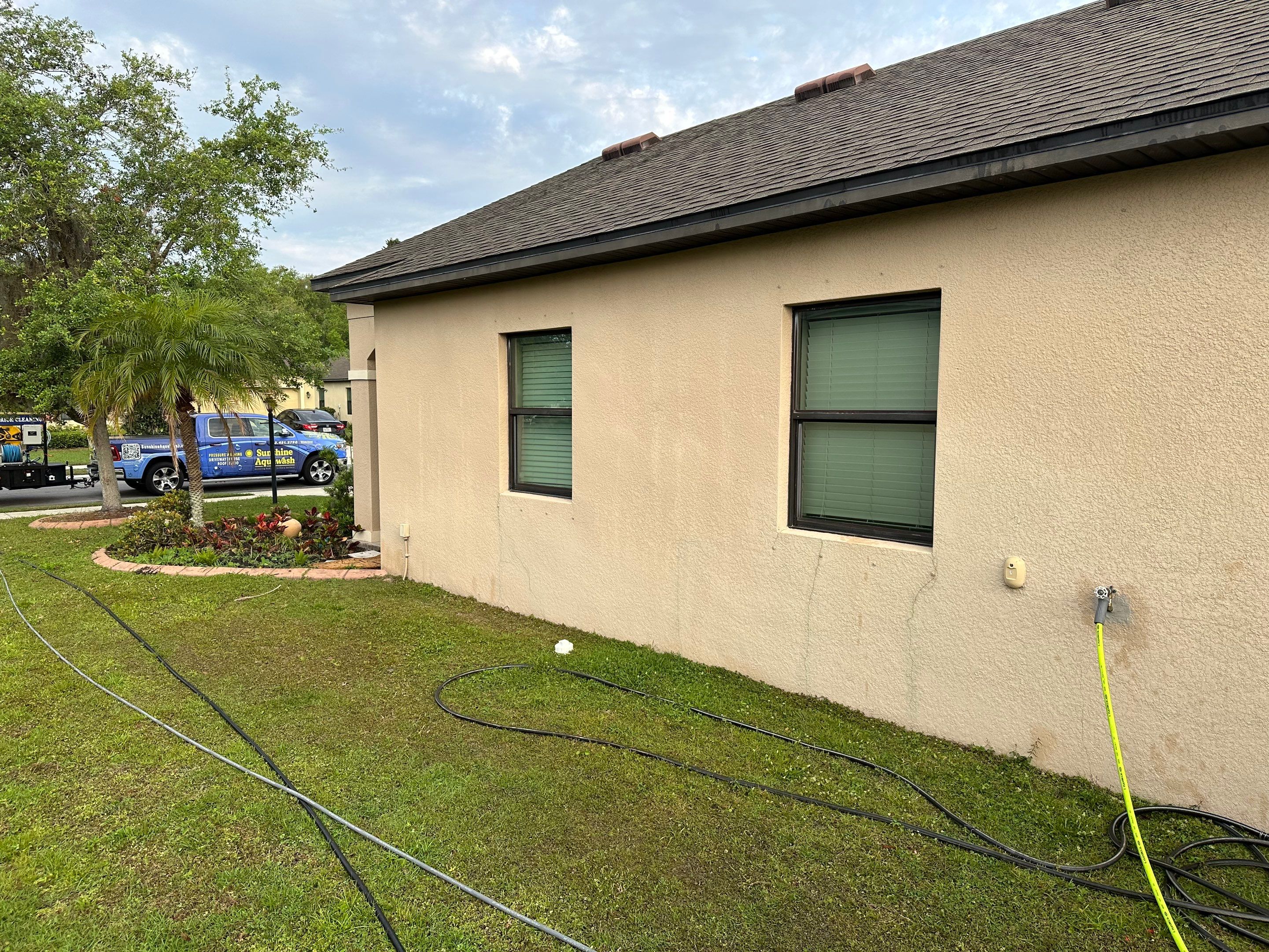 House Wash & Driveway Cleaning in Palmetto Estates Community, Palmetto, FL by Sunshine AquaWash