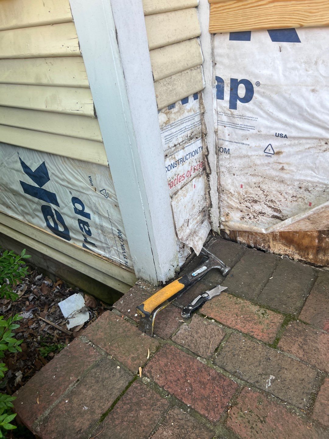 Alexandria: Siding Replacement with Solid Pine Wood Lap Siding by RM Banning, Inc.