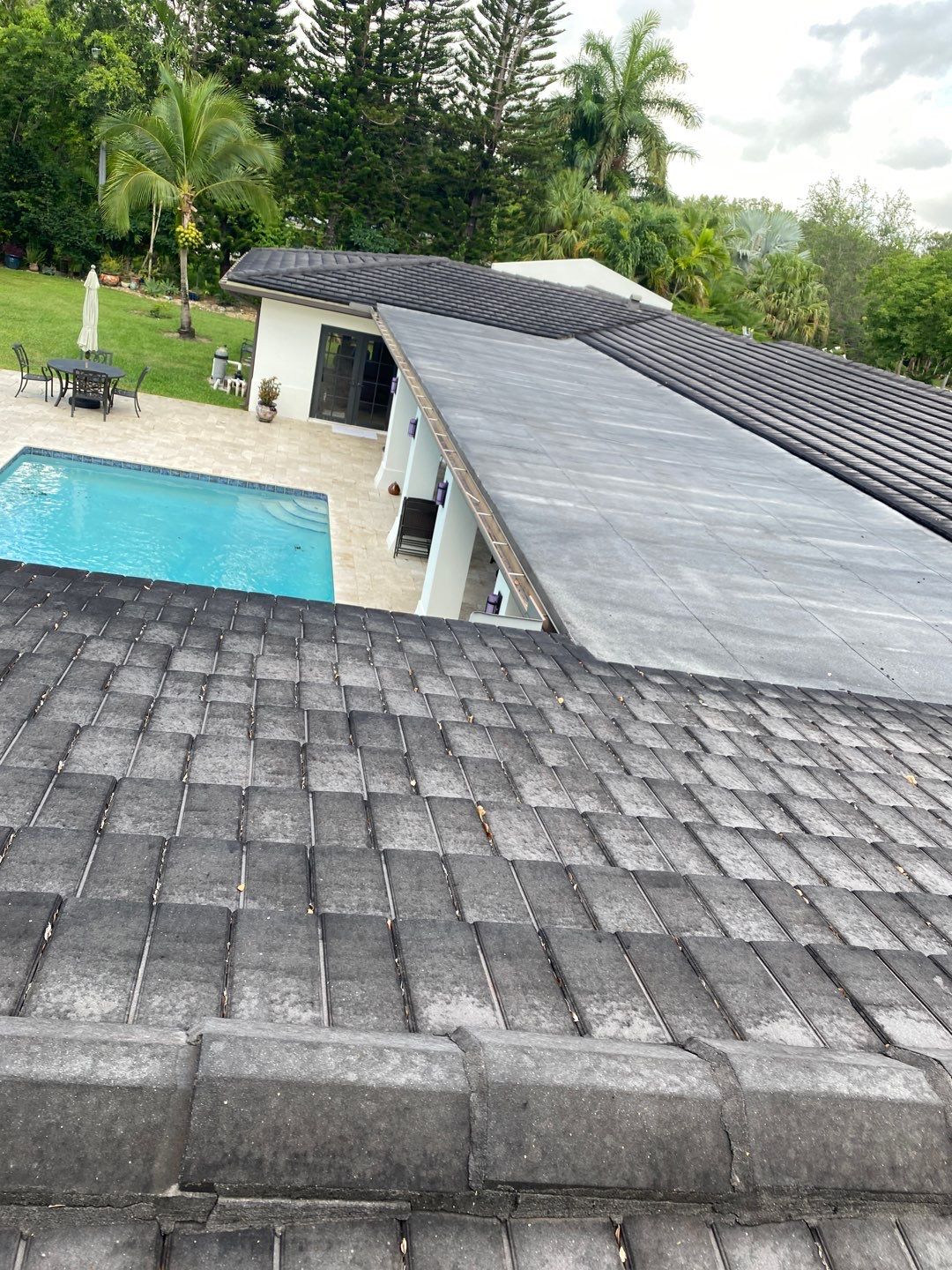Metal Roof - Galvalume - Medium Bronze by Istueta Roofing