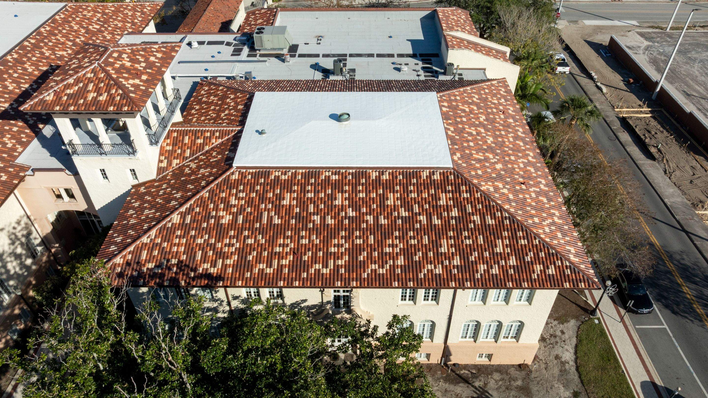 Lakeland City Hall by R.F. Lusa Roofing & Sheet Metal, Inc