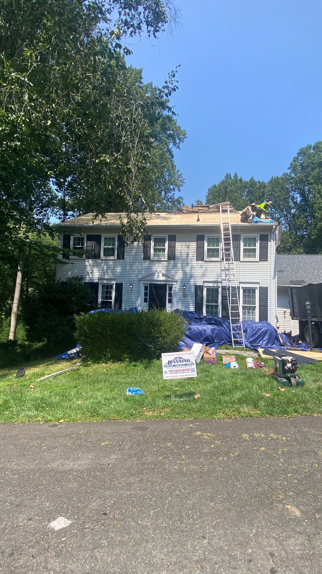 Oakton: Residential Roof Replacement with CertainTeed Landmark Designer Shingles in Pewter by RM Banning, Inc.