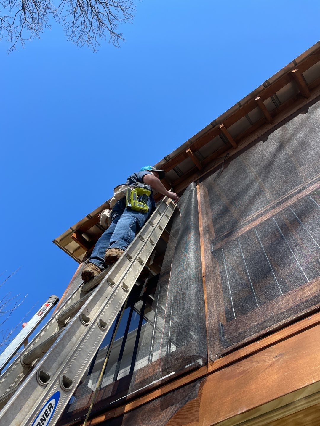 Balmoral Estates Screened Deck  by Pillar and Pine