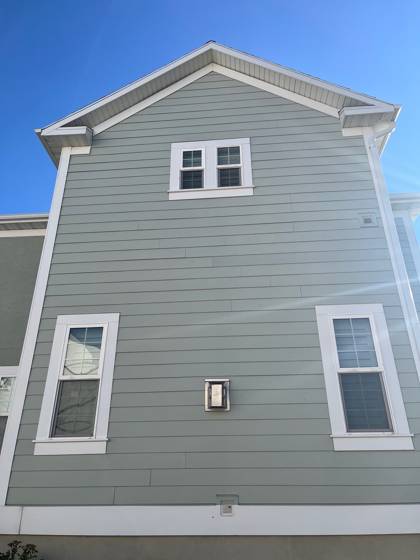 South Jordan | Single Hardie Plank Repair & Custom Paint Match by Ideal Siding Utah