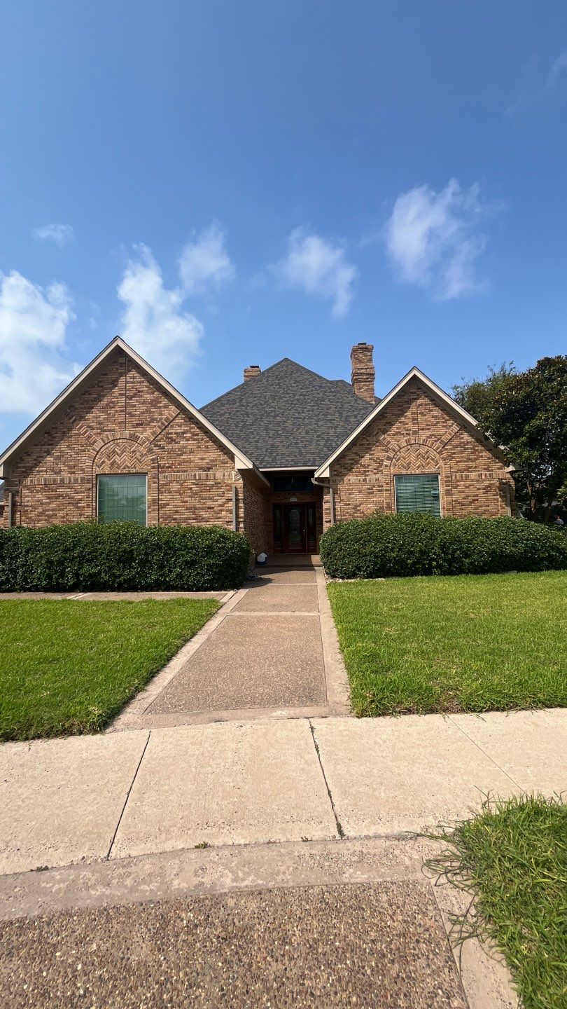Residential Roofing Installation using Owens Corning Duration Tru Defintion Peppercorn by Galvan Roofing and Construction