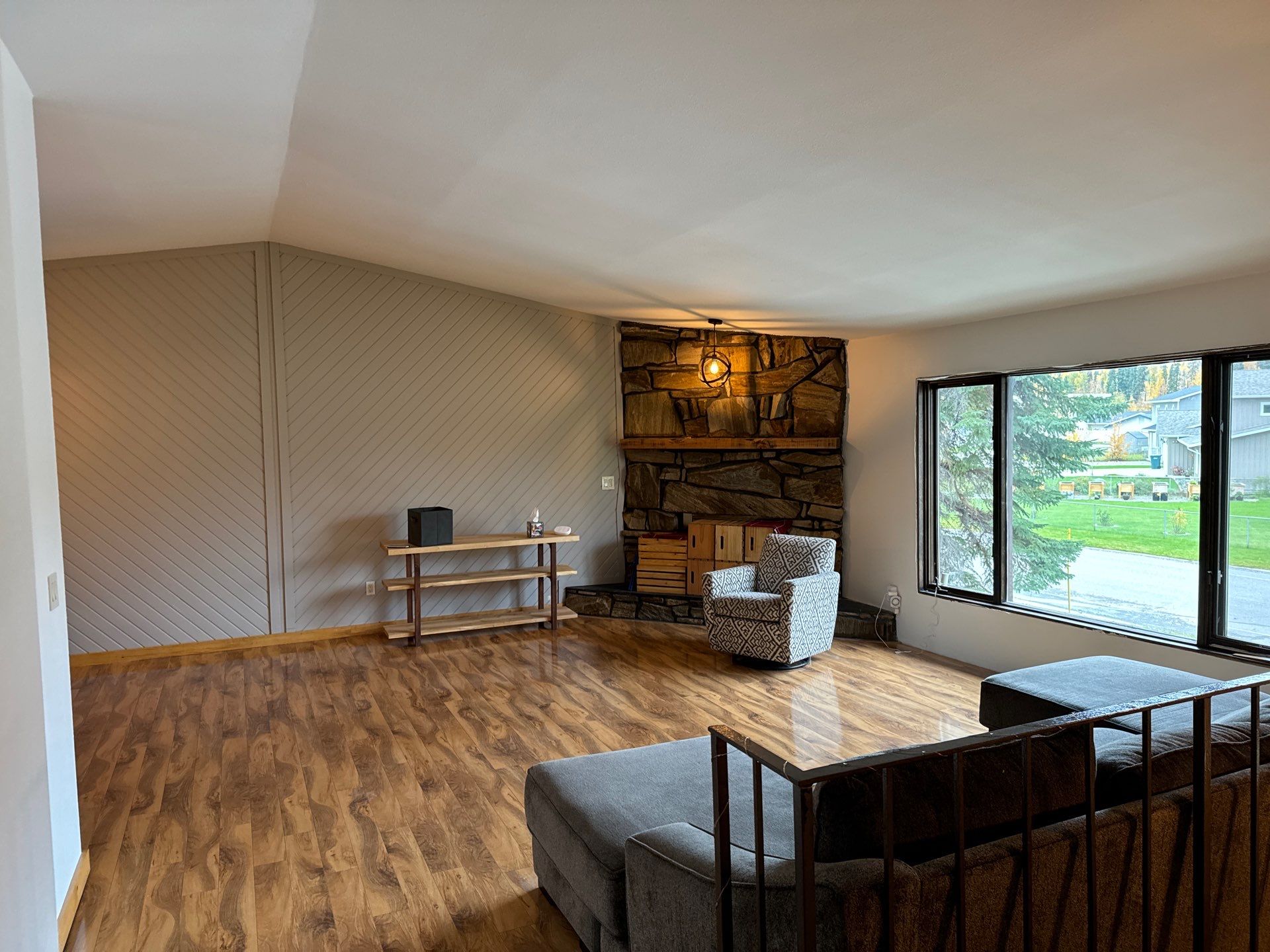 Residential Interior Repaint by Midnight Sun Painting