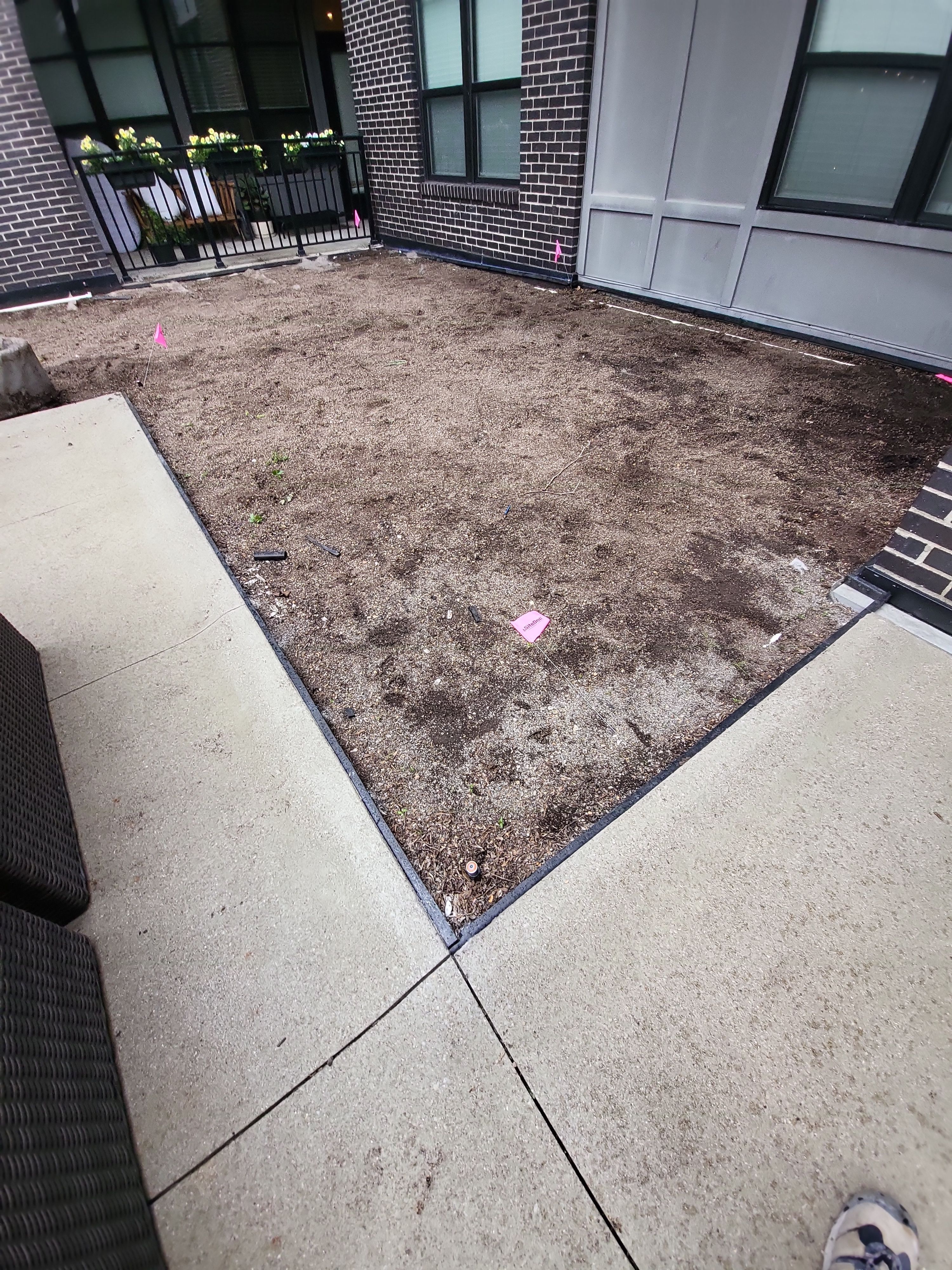 Above Garage Courtyard Synthetic Lawn @ The Broadview by Southwest Greens Midwest