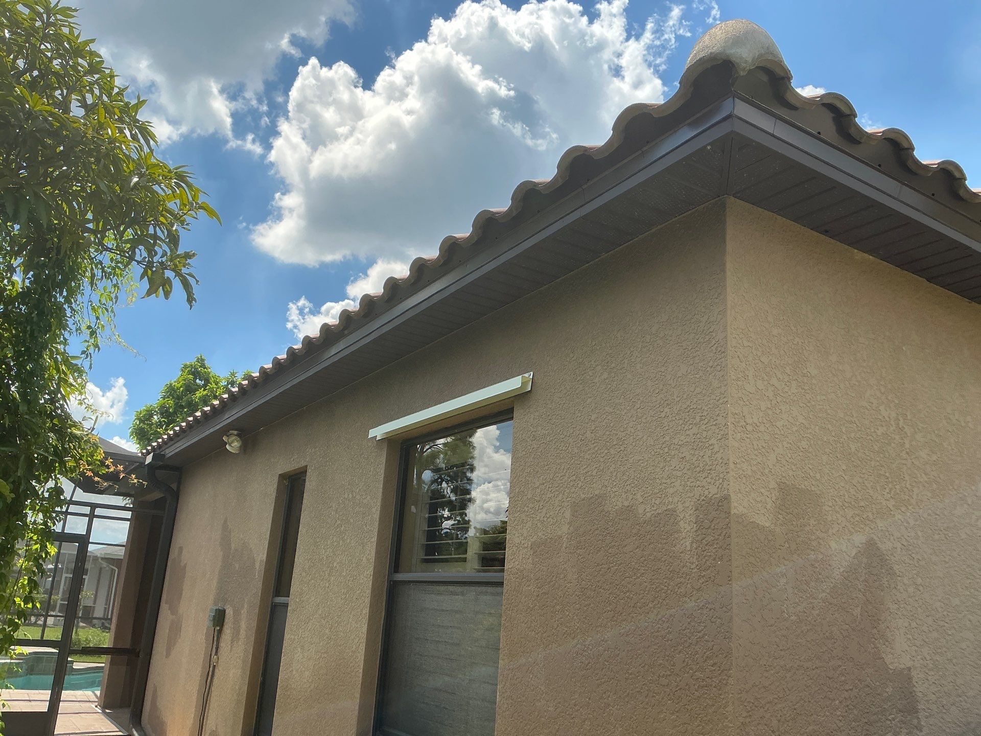 Premium 7-Inch Seamless Gutters in Cape Coral FL by Gutter Professors