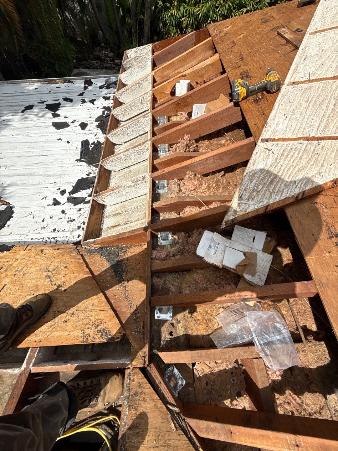 Project in St. Petersburg 33704 by Mitchell Roofing Company LLC 