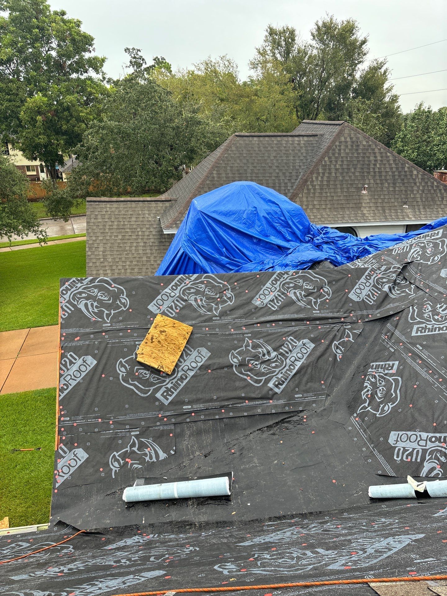 Residential Roofing Installation using Owen's Corning Duration (Lifetime) Shingles by Roof Repair Company