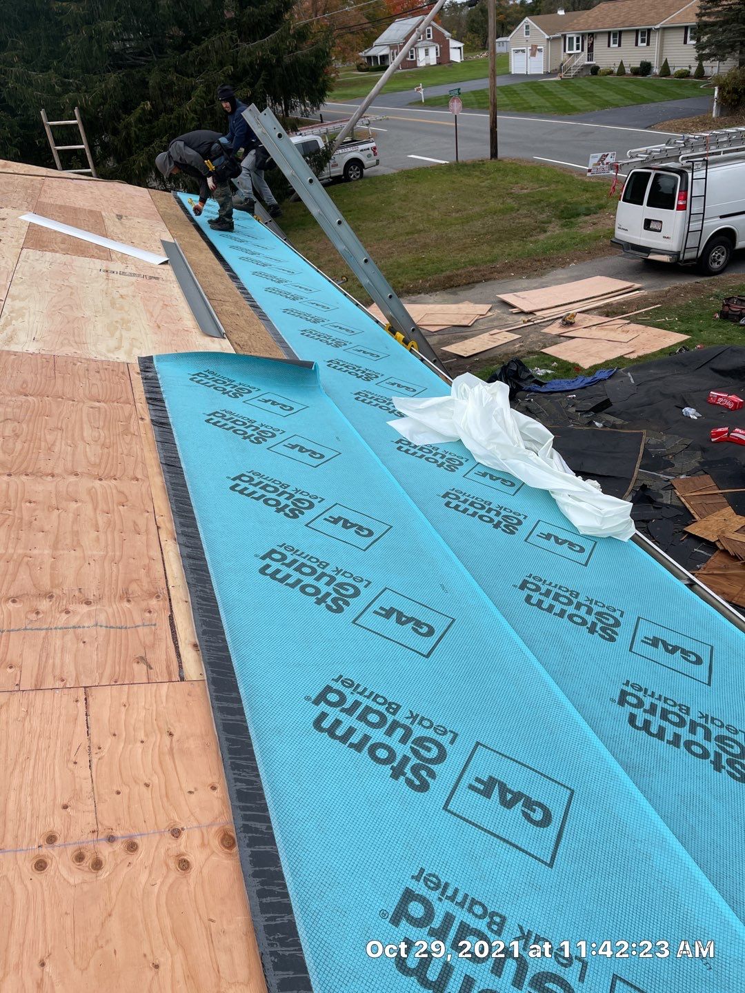 GAF Shingles on Bellingham, MA, home by Master Roof Inc