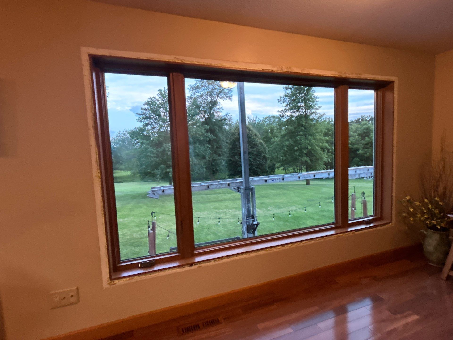 Siding and window replacement by United Windows and Siding LLC