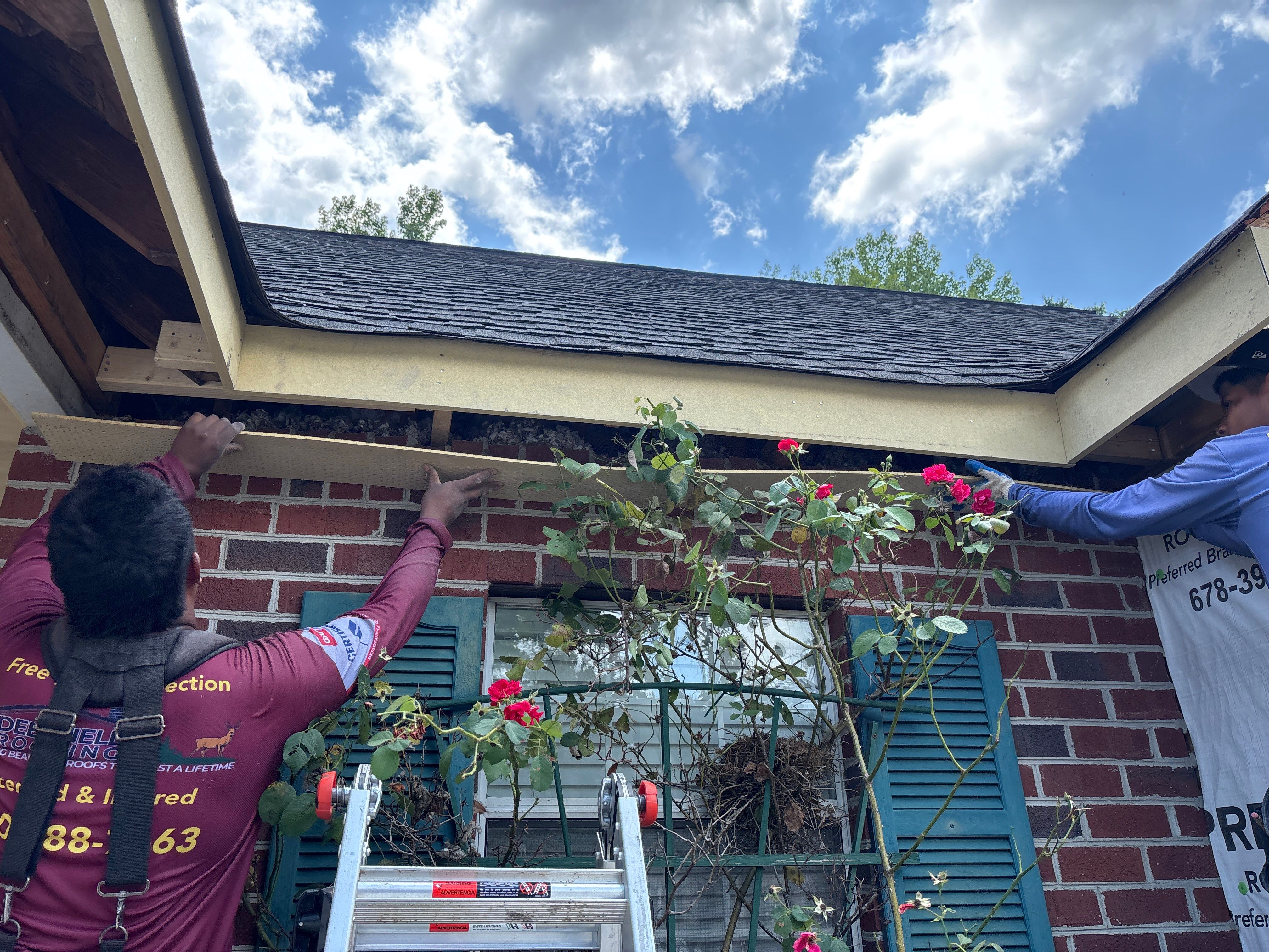 Siding replacement  by Deerfield Roofing LLC