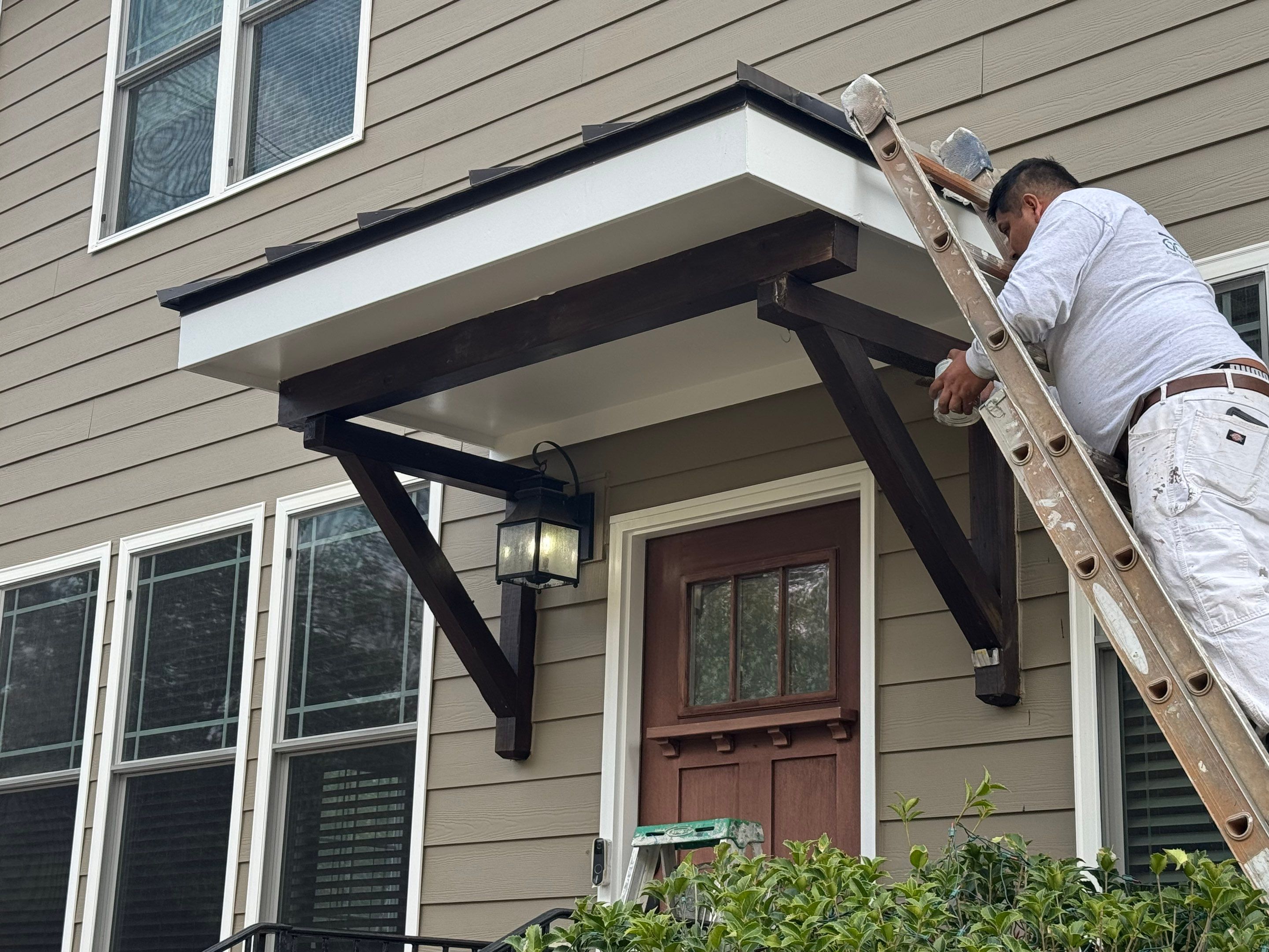 Burch Kove community  by GonzalezPainters & Contractors Inc 