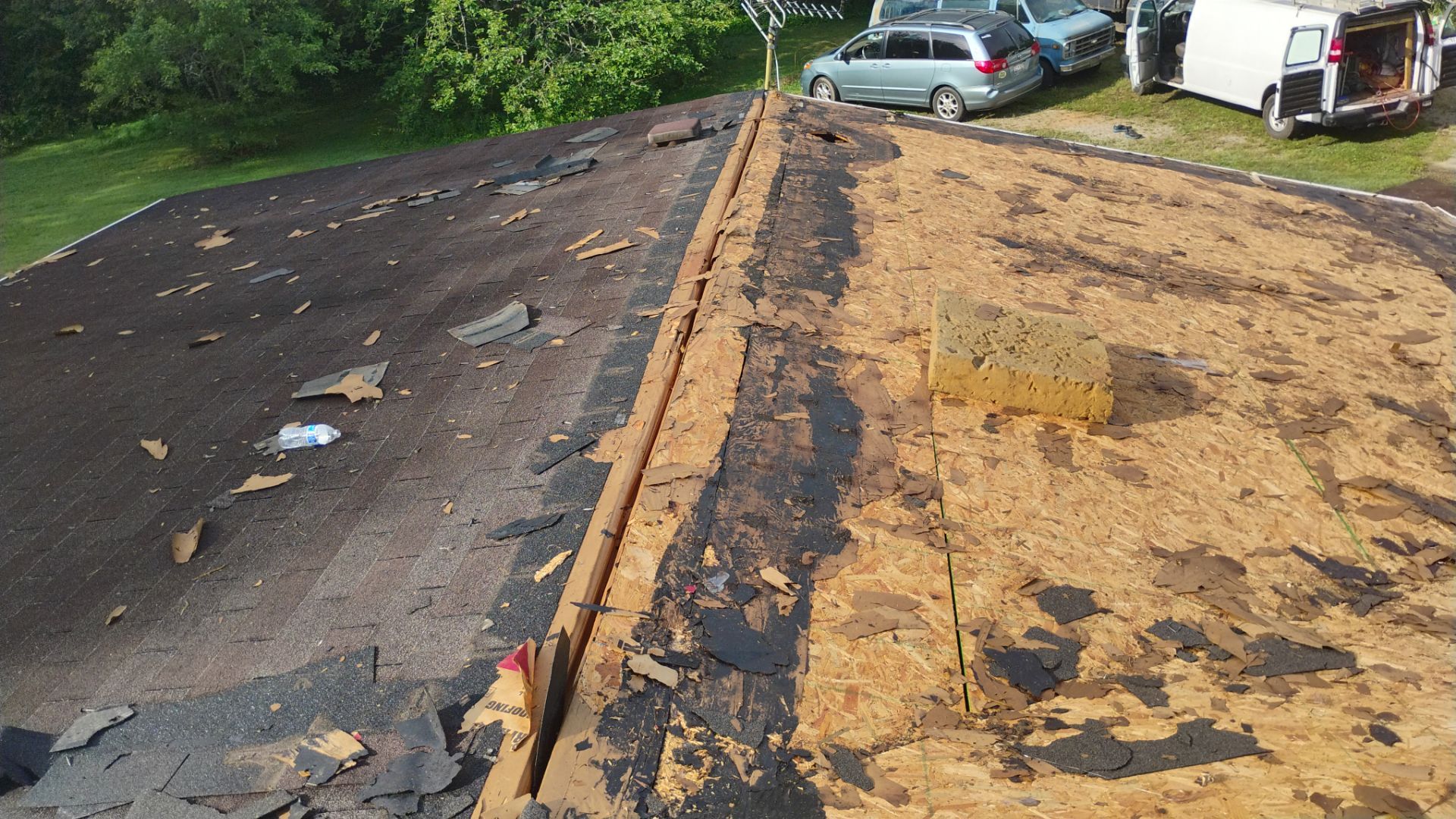 Taylor Roof by BROCK BUILDERS 