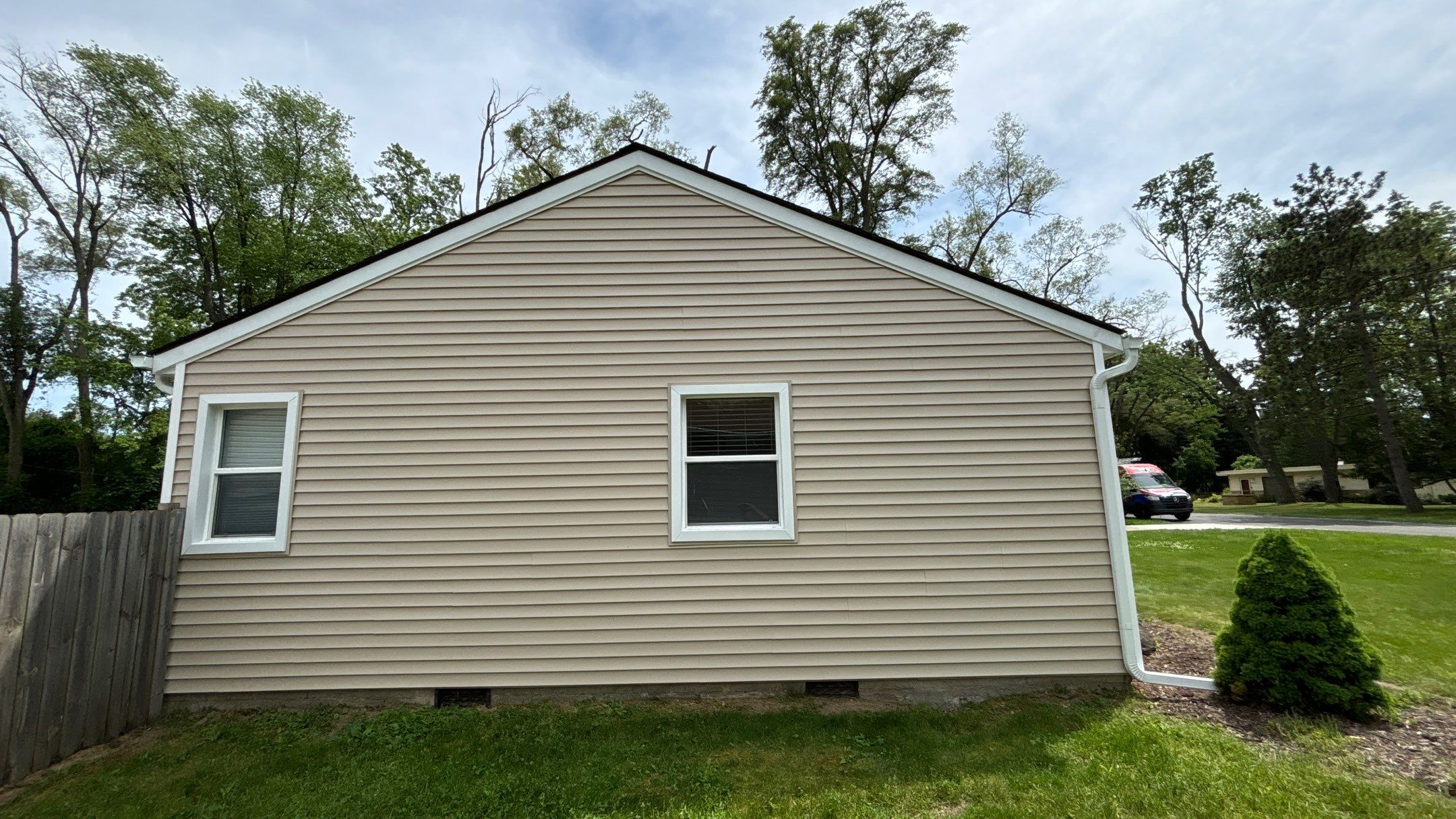Siding Replacement using Certainteed Classic Restoration D4 by 180 Contractors