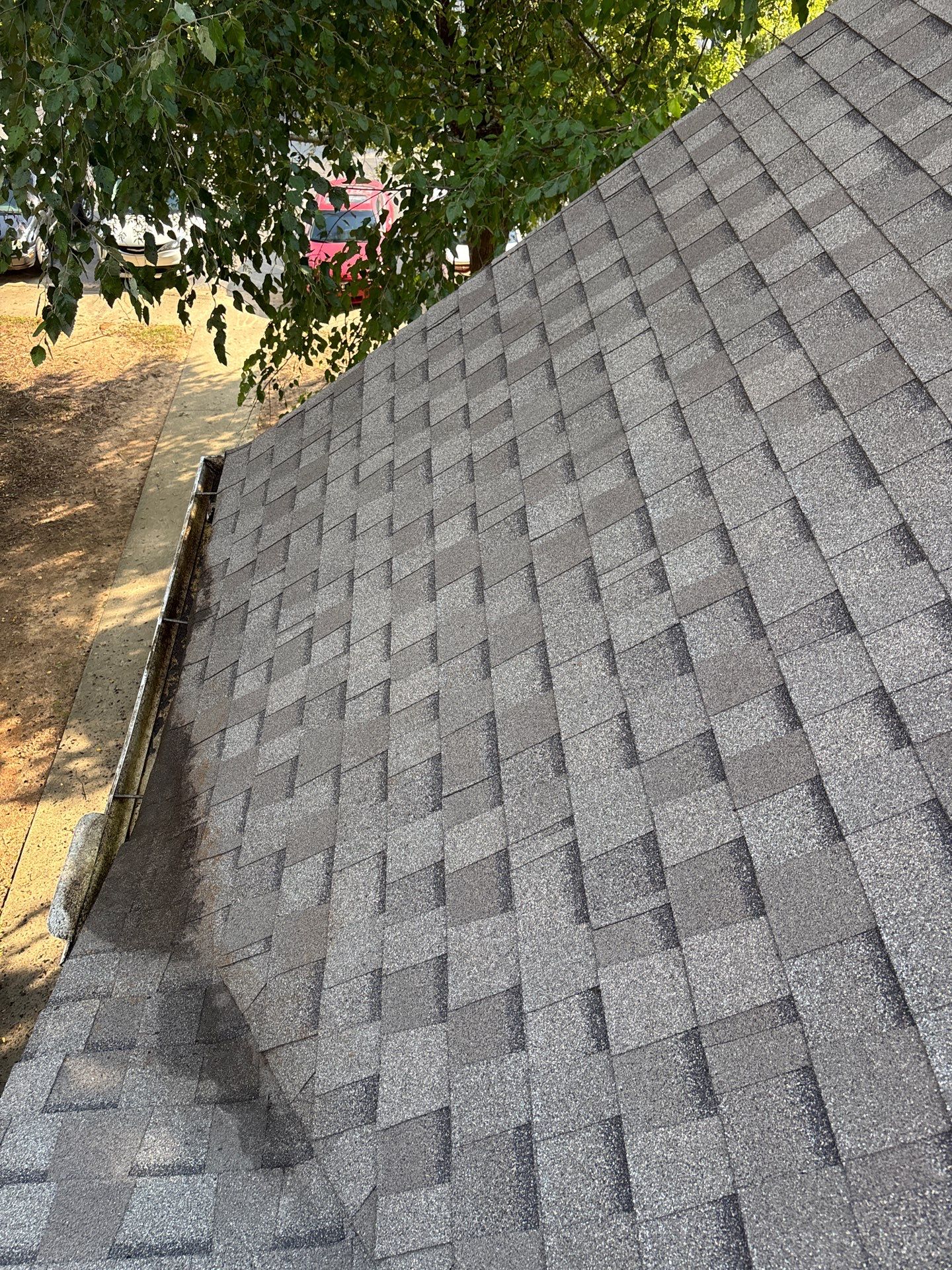 HOA gutter cleaning after photo.