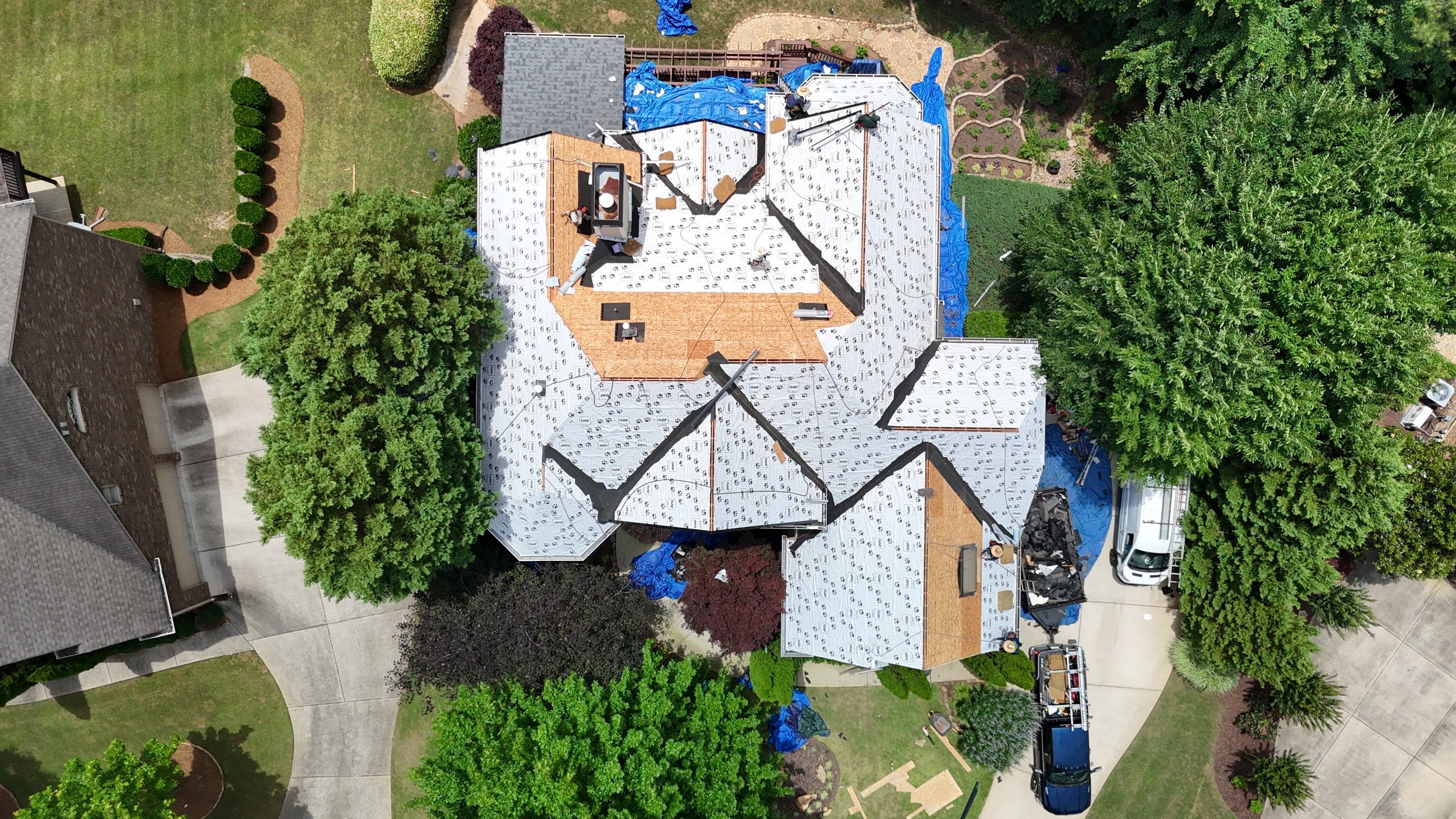 Woodleaf Park Drive Mableton Roof Replacement  by Dom Roofing & Restoration