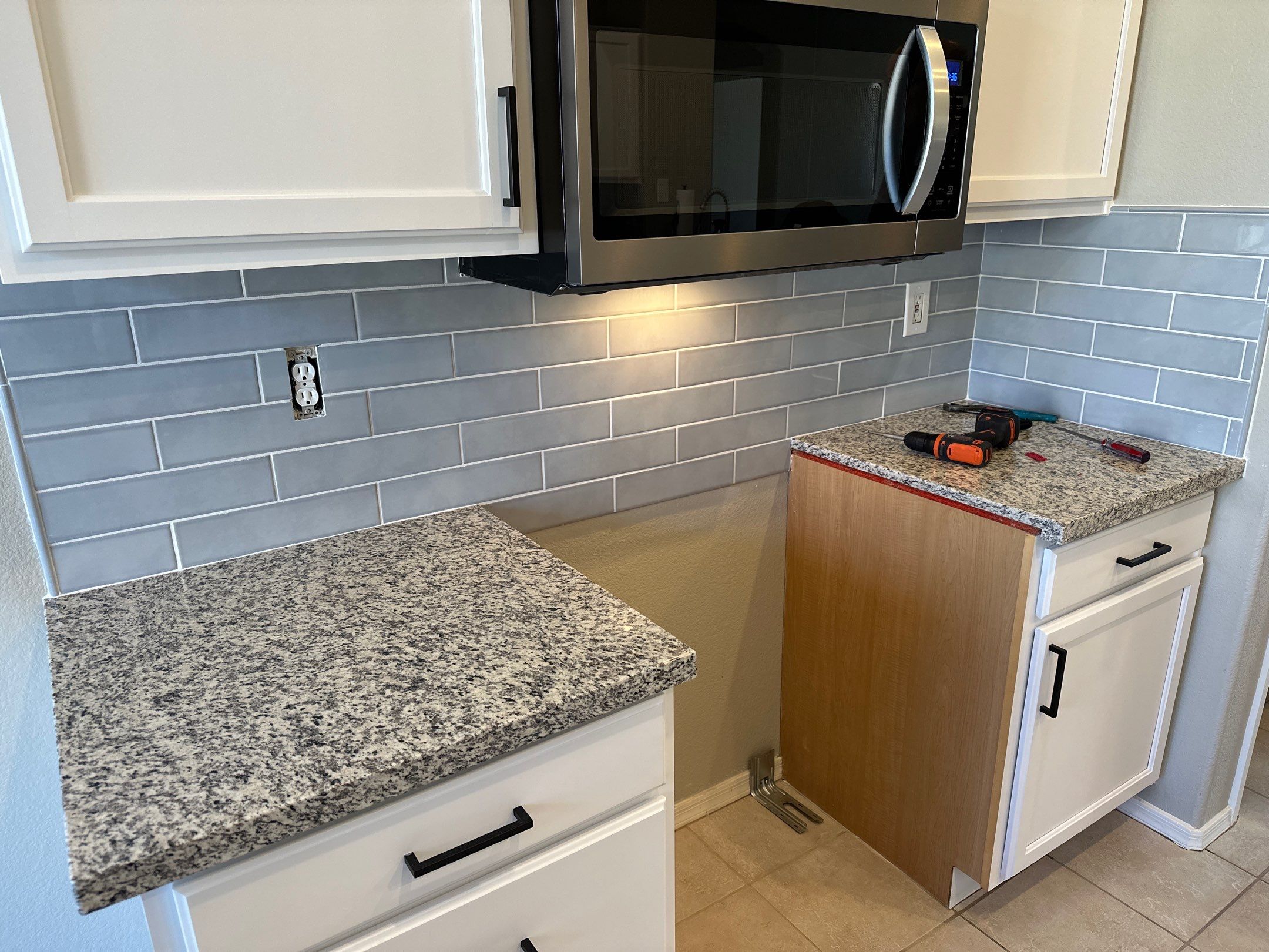 Tile Backsplash by Footprints Floors of Chandler 