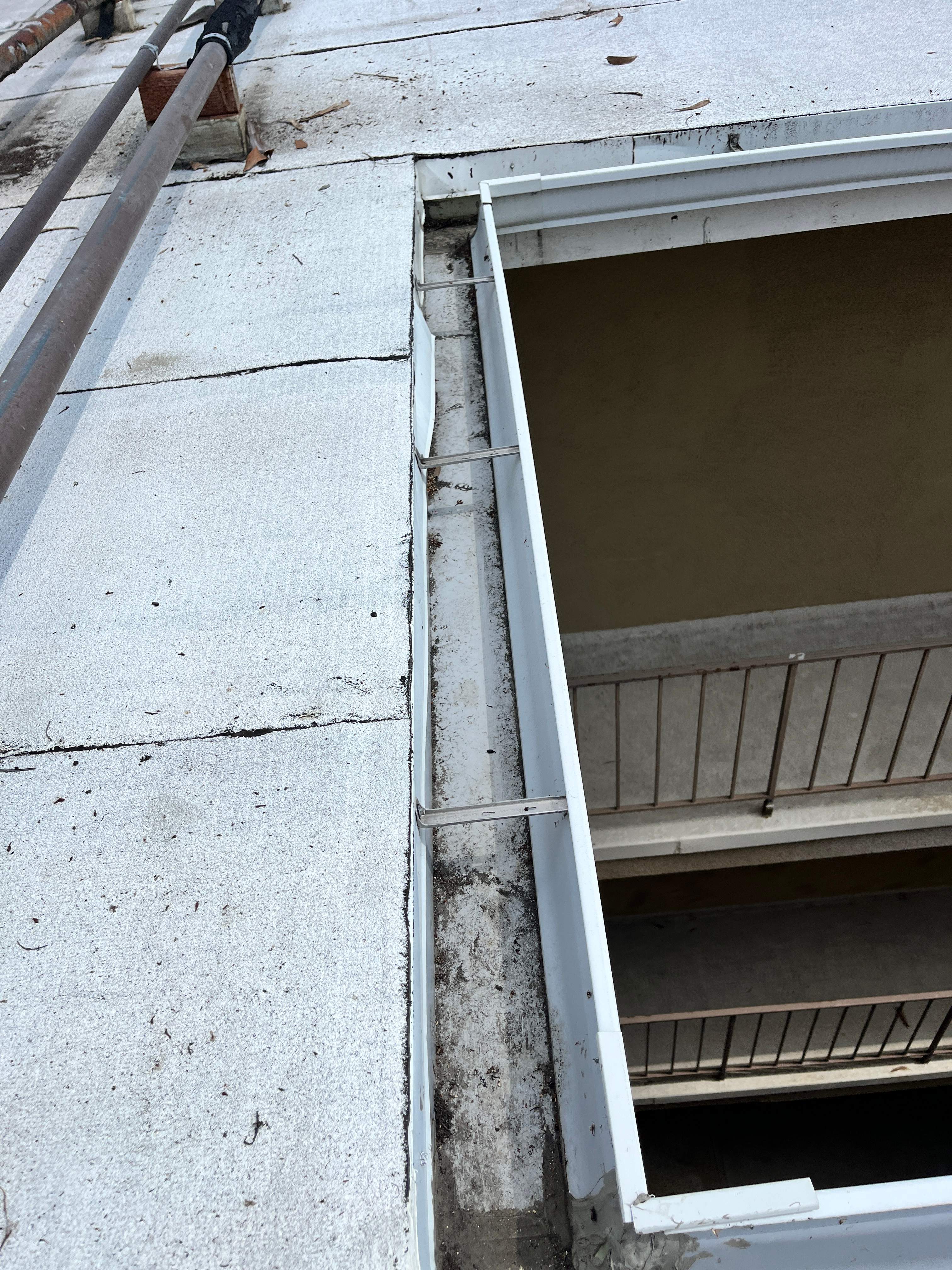 HOA Gutter Cleaning in Pasadena by Palm Coast Solar Cleaning