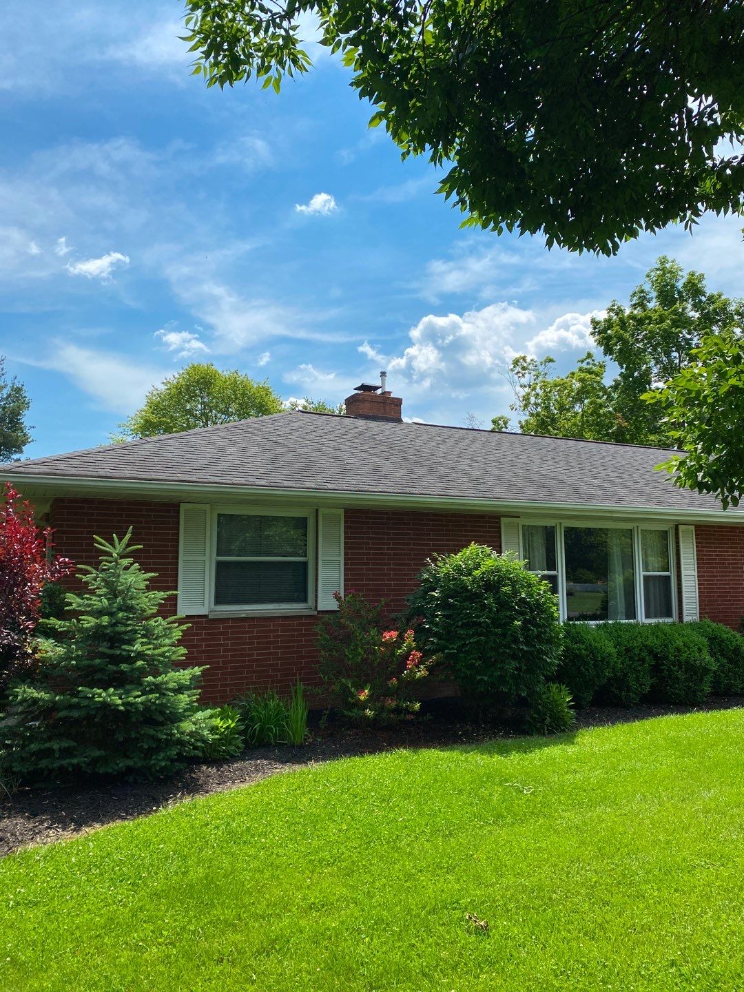 Landmark Pro Installation in Lewis Center by Best Roofing & Siding Company