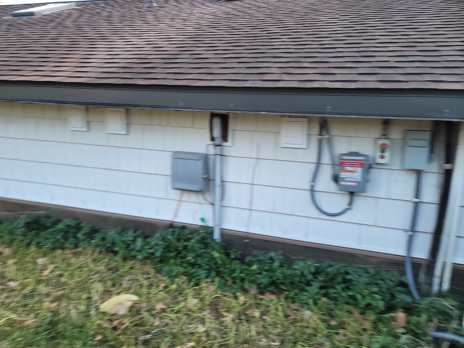 Red Cedar Siding, Color, Mountain Ash by Eagle Eye Roofing