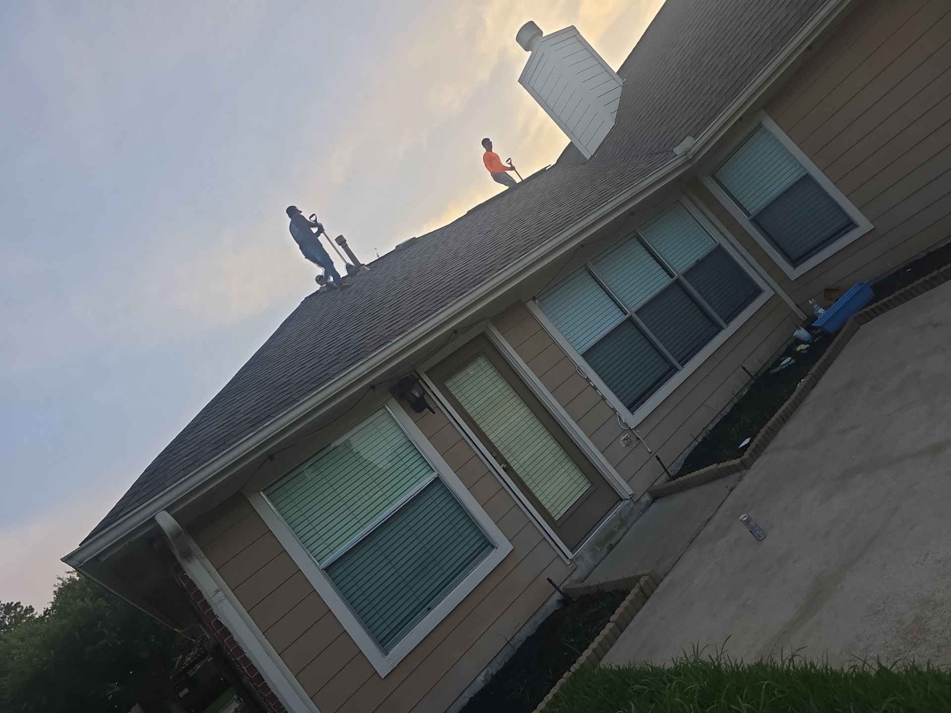 Roof Replacement Sugarland by Roof Repair Company