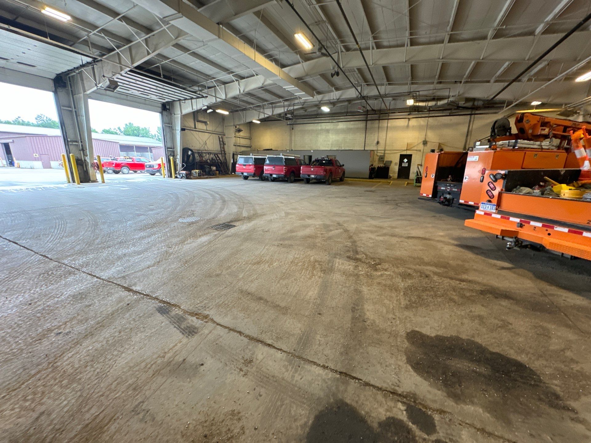 Shop Floor Epoxy! by Gordon Painting