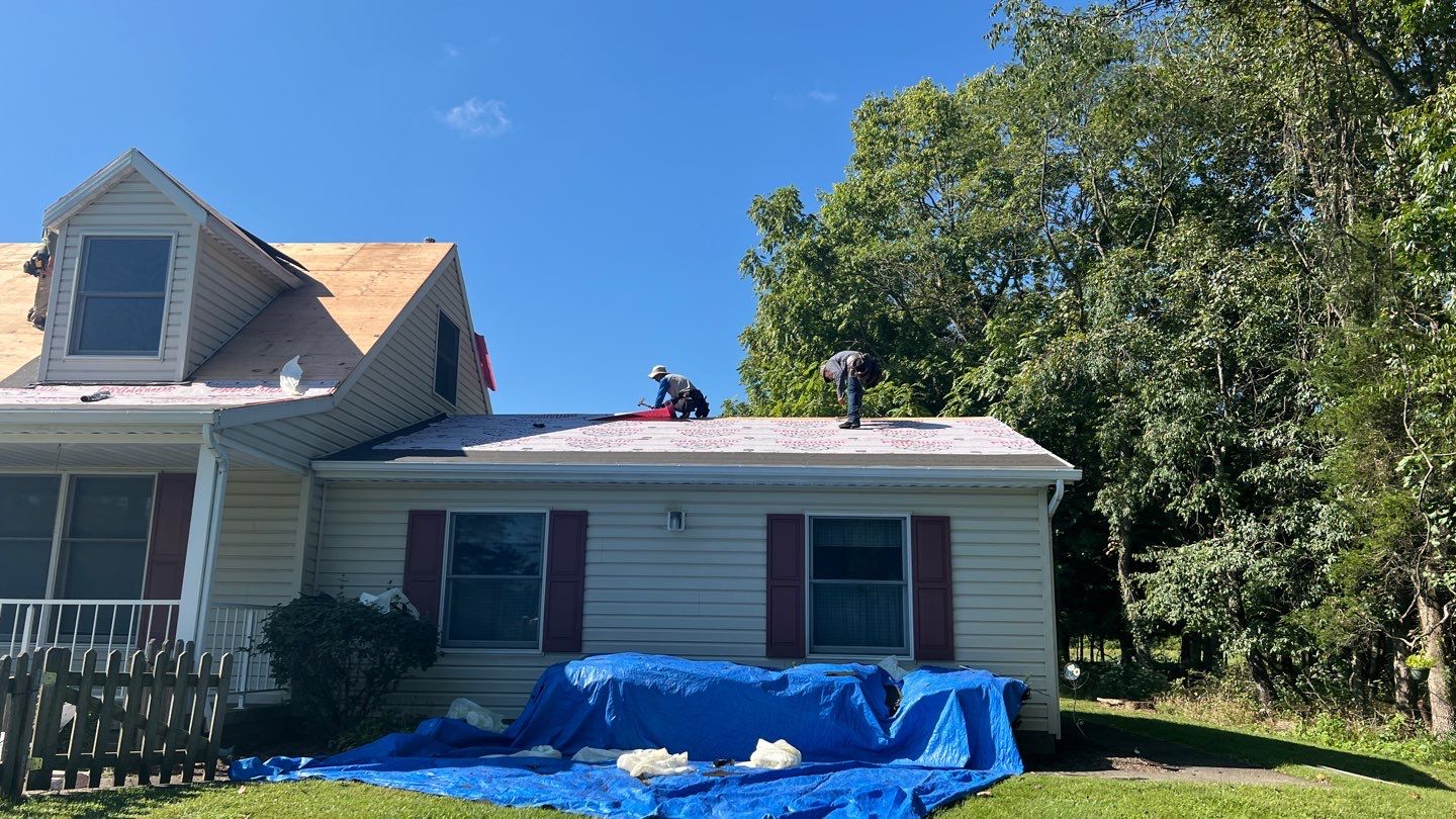 Residential Roofing Installation using Duration Series Shingles - Teak by RoofX 
