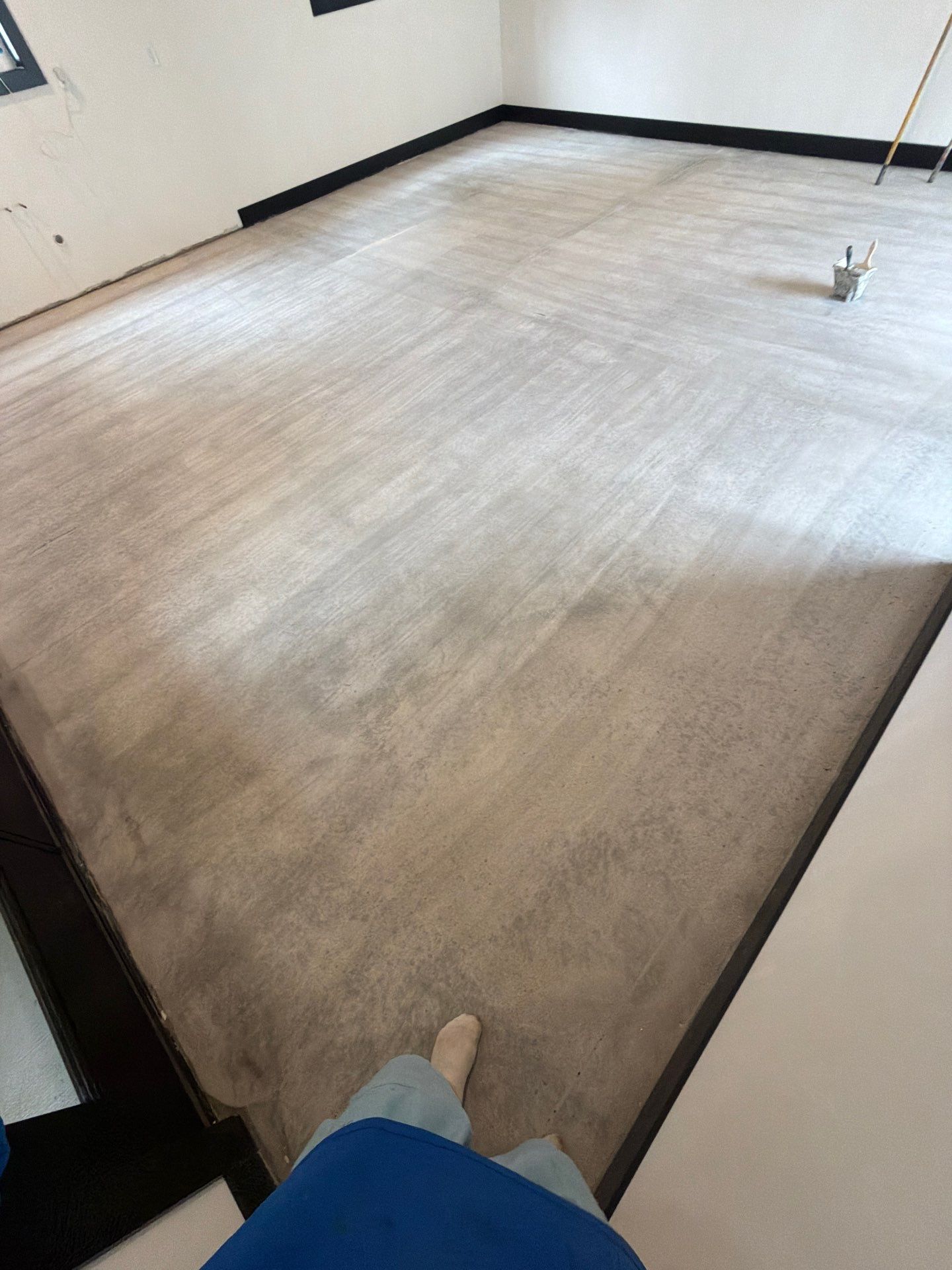 Multi-Room Epoxy Flake Floor Installation Throughout Pentwater Residence by Gordon Painting
