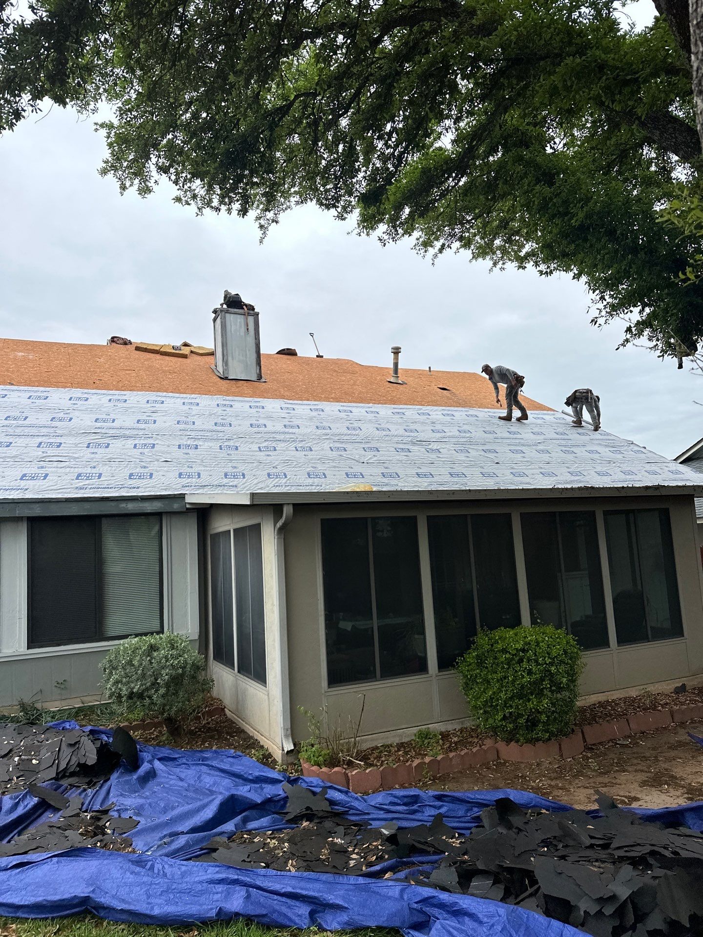 Residential Roofing Installation Owens Corning Duration Tru Def Onyx Black by DeZign Roofing & Exteriors
